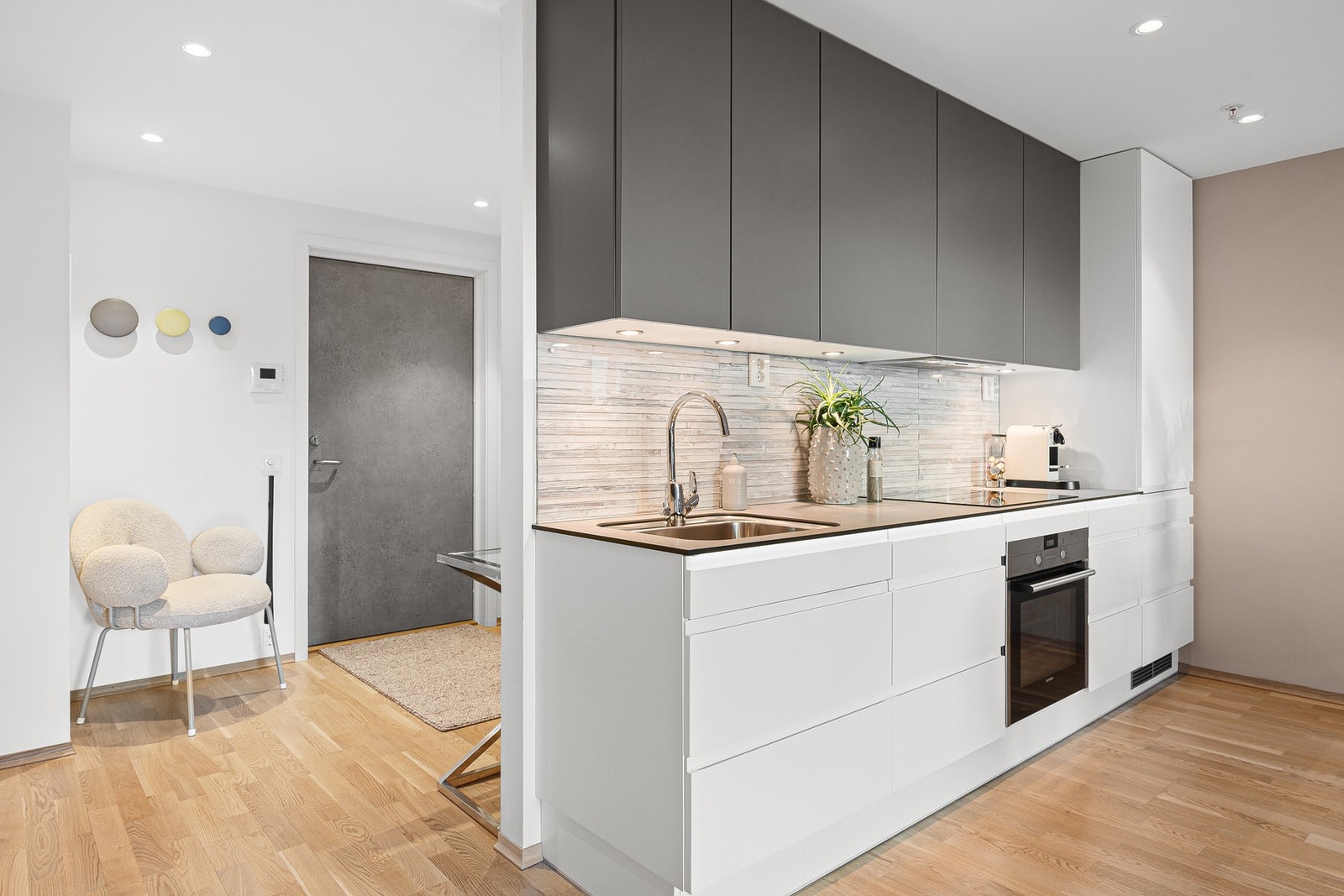 Kjøkkenet holder en særdeles god standard med TG1 i tilstandsrapporten fra takstmann. Galleribilde