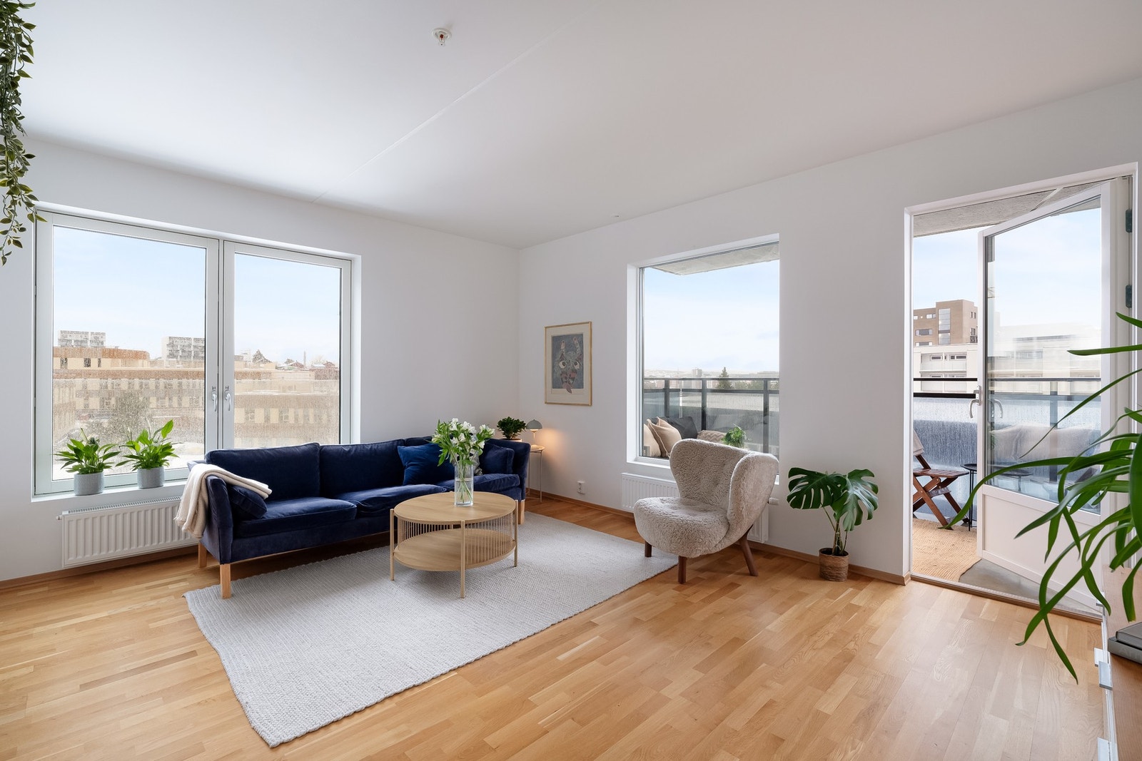 Jon Solberg ved EIE Løren har gleden av å presentere Spireaveien 6 A! Foto: Borowiak AS (Chris Borowiak) Galleribilde