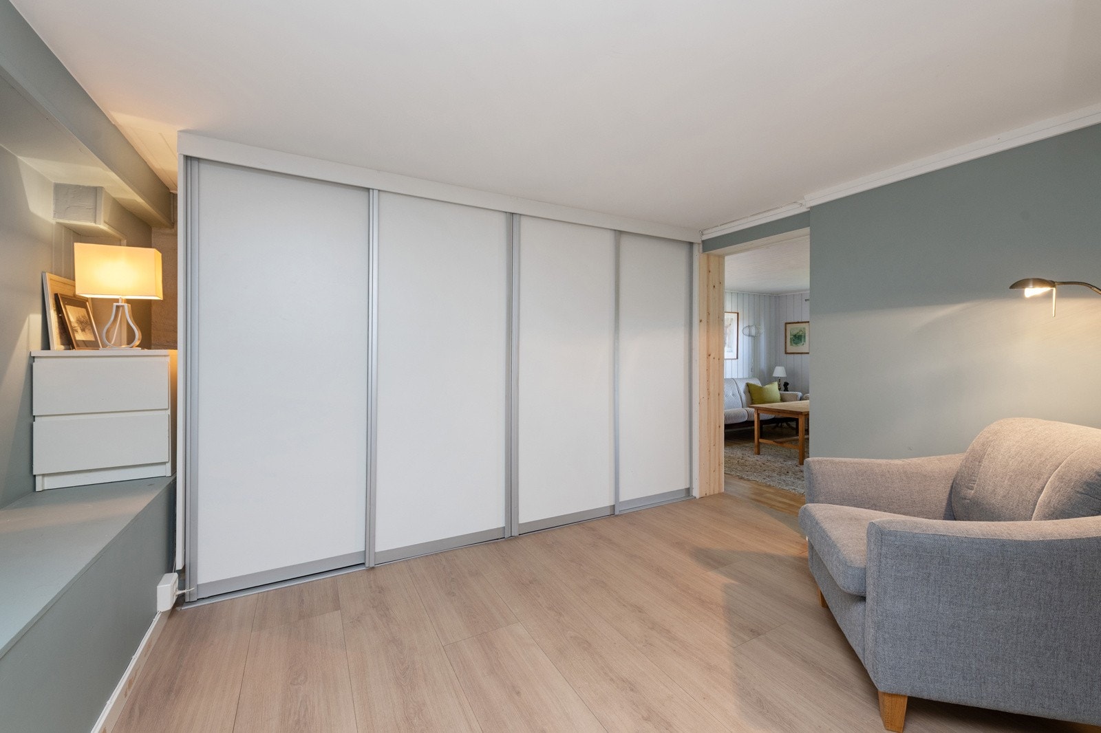 Gang kjeller Galleribilde