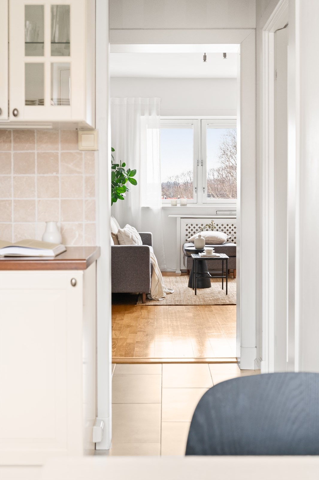 Leiligheten disponerer også to boder, en i kjeller og en på loft, for ytterligere oppbevaringsplass! Galleribilde