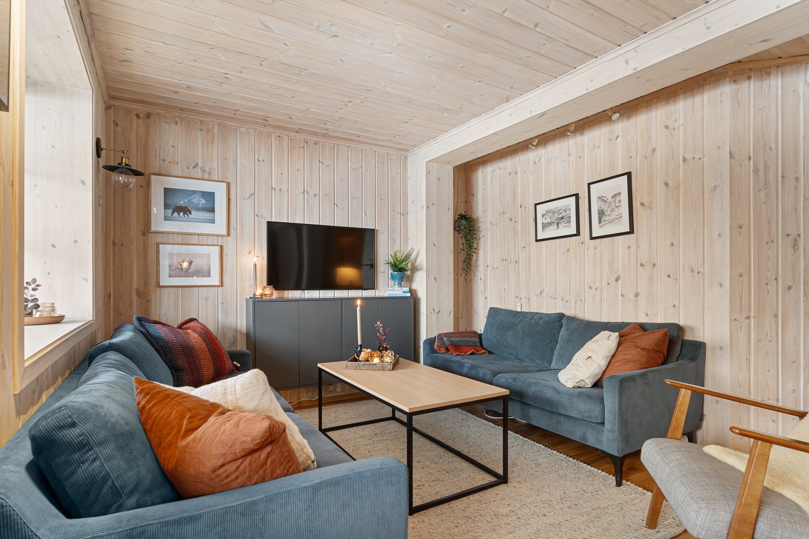 God plass til hele familien for tv-kveld eller brettspill Galleribilde