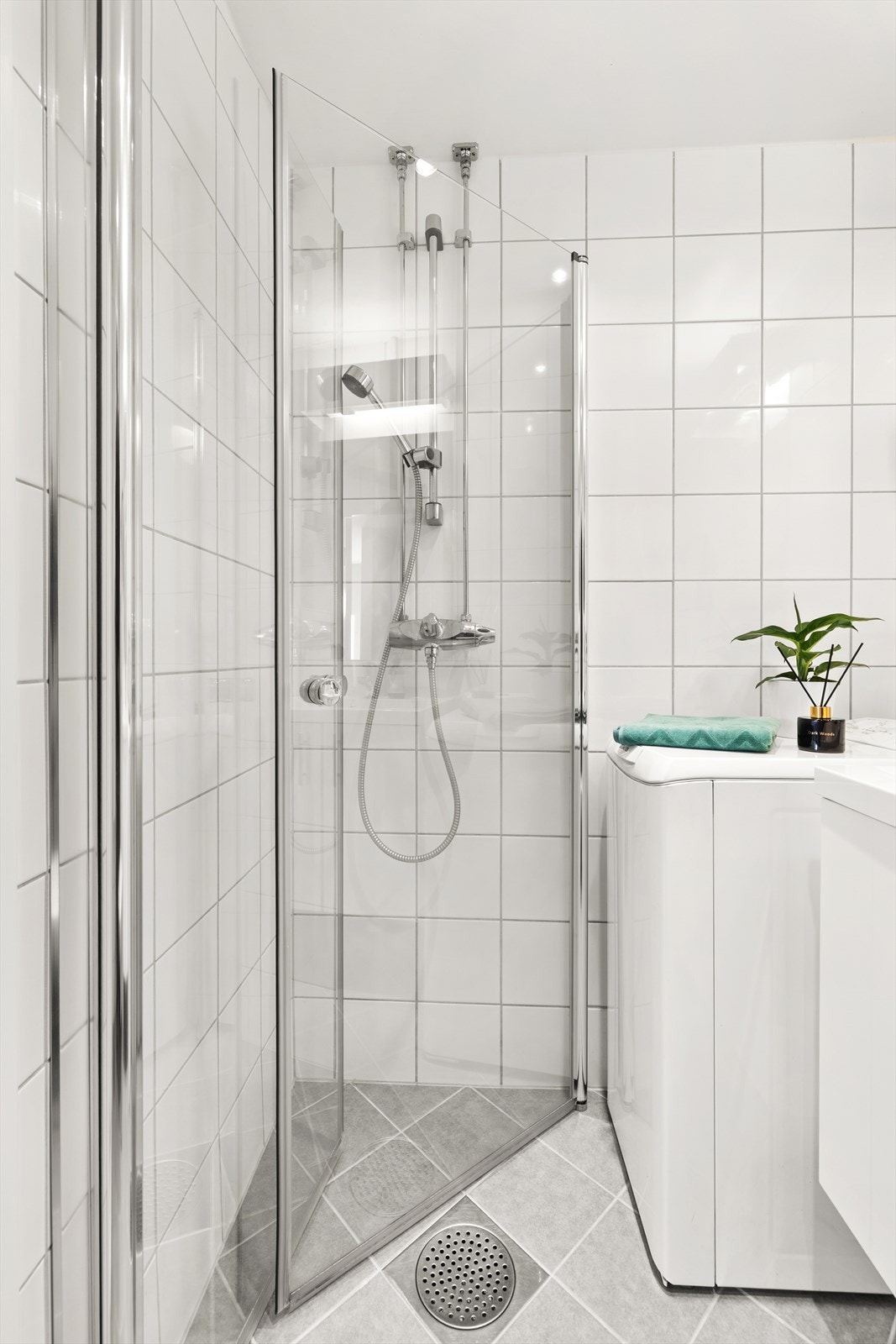 Badet ble rehabilitert i regi av borettslag med nye overflater, nye sluk, røropplegg og membranløsninger i 2011. Galleribilde