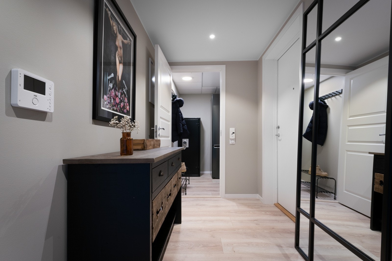 Stort og trivelig inngangsparti, målt til 5,9. Galleribilde