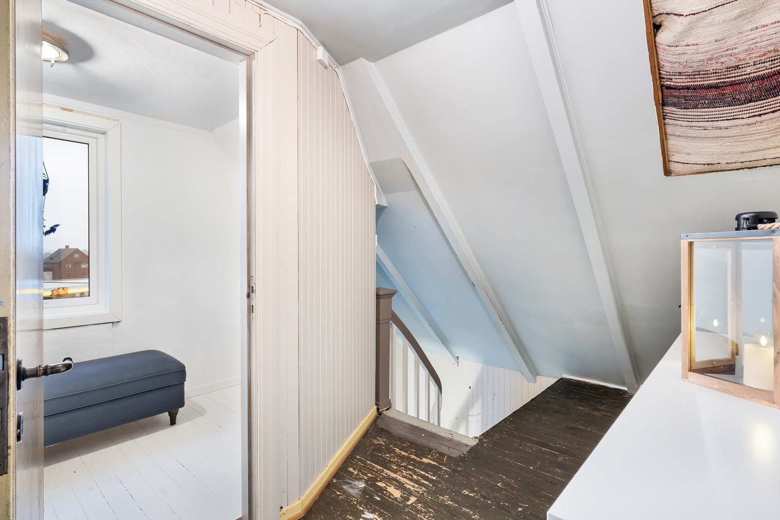 Leil. 2 - Loftsgang Galleribilde