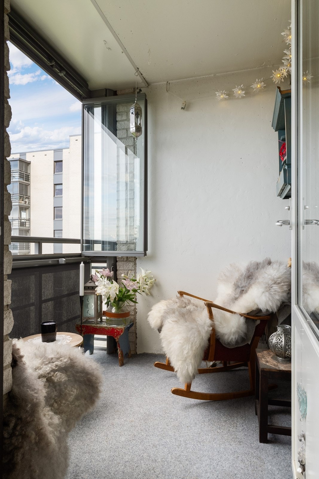 En lun og trivelig uteplass til helårsbruk Galleribilde