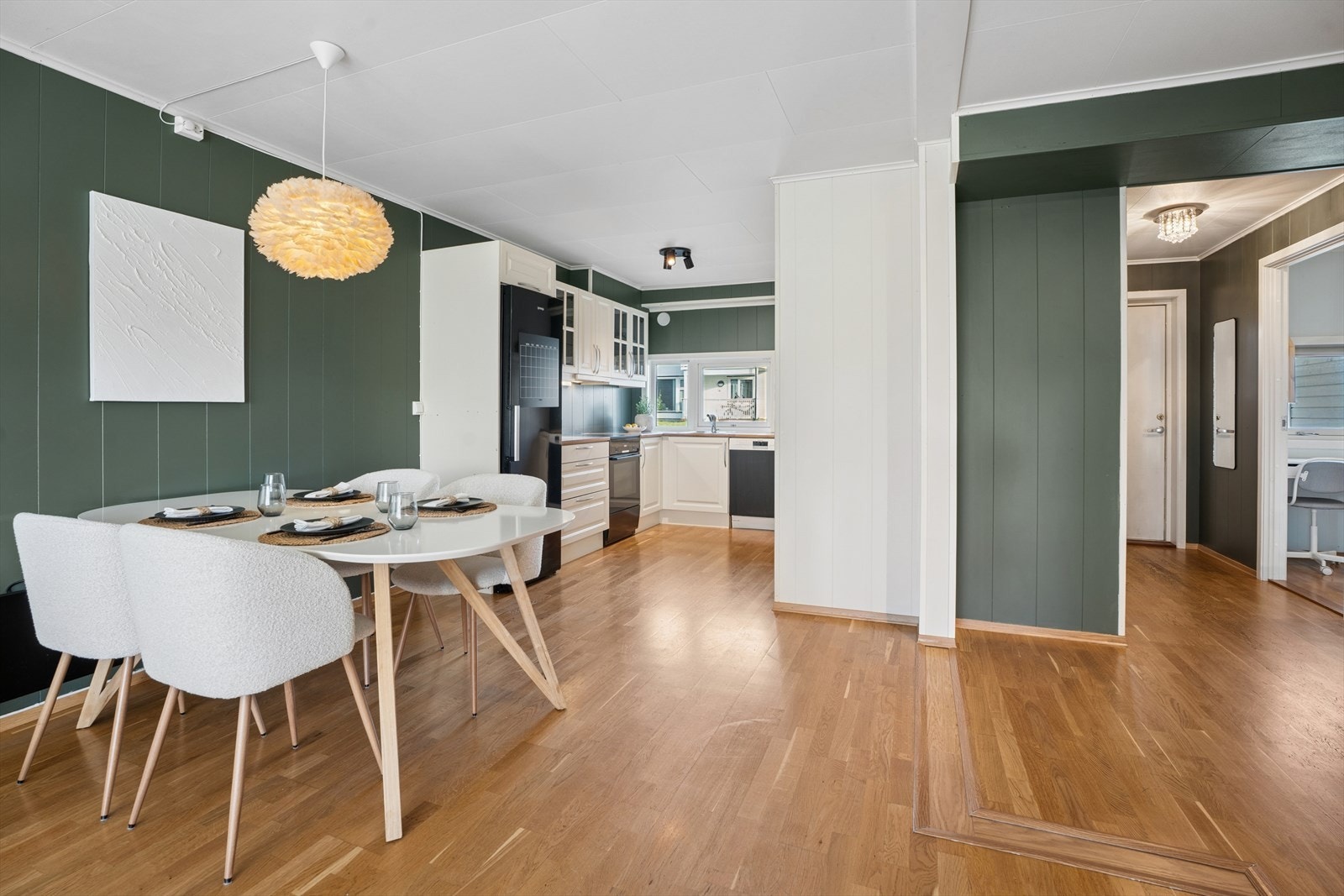 Stue og kjøkken Galleribilde