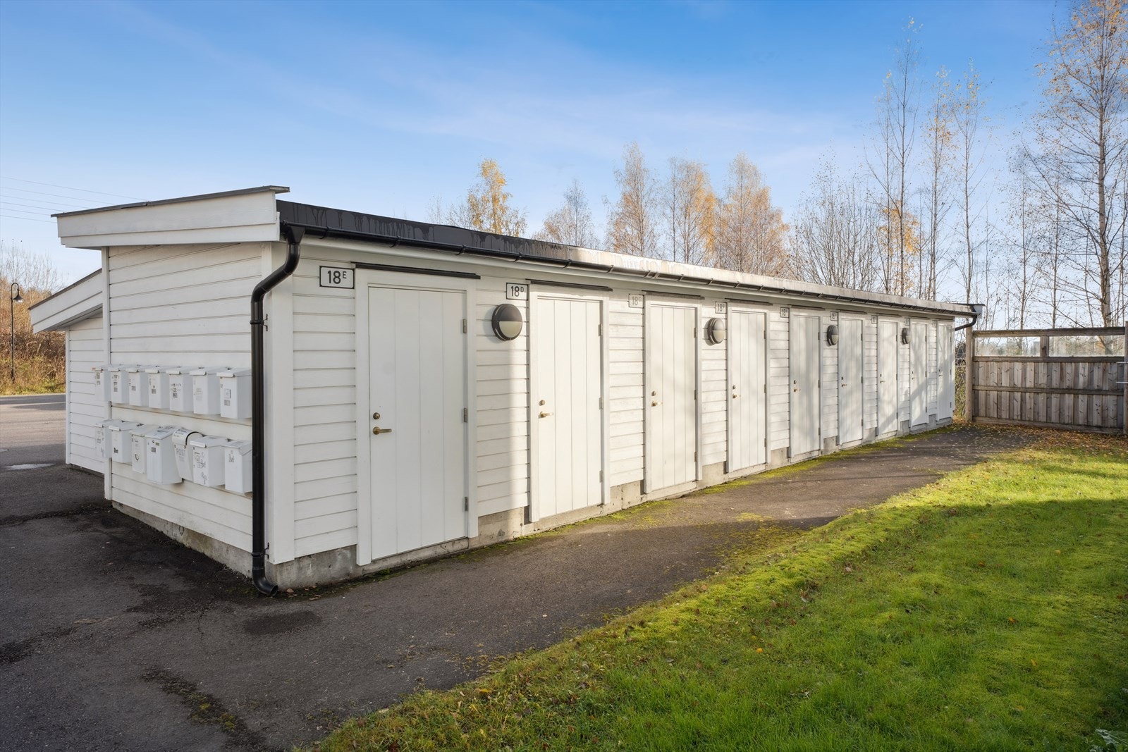 En praktisk, ekstern bod på 6 m² gir gode lagringsmuligheter Galleribilde