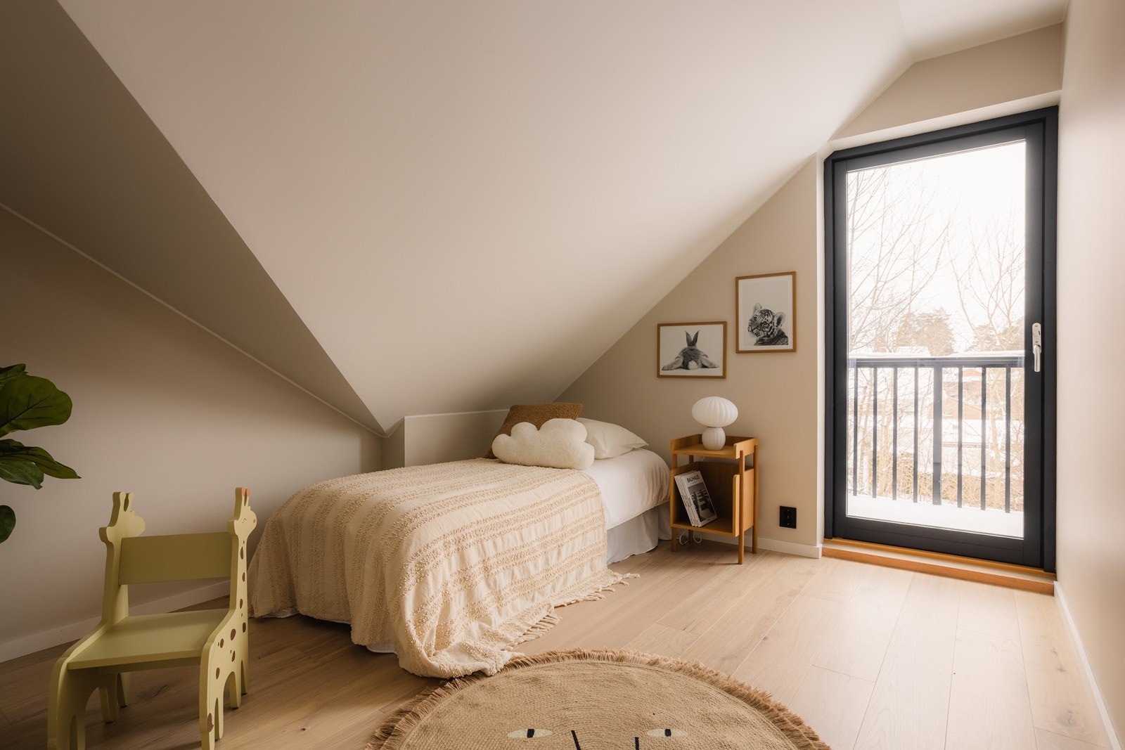 Soverom nr. 3 med utgang balkong Galleribilde