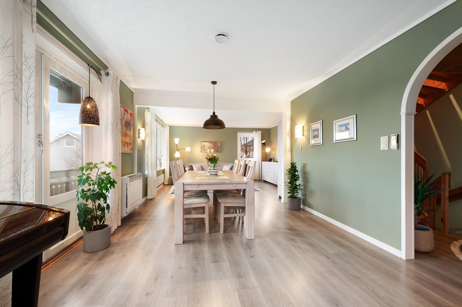 Stue - Varmepumpe luft til luft montert i stue fra ca 2023 Galleribilde