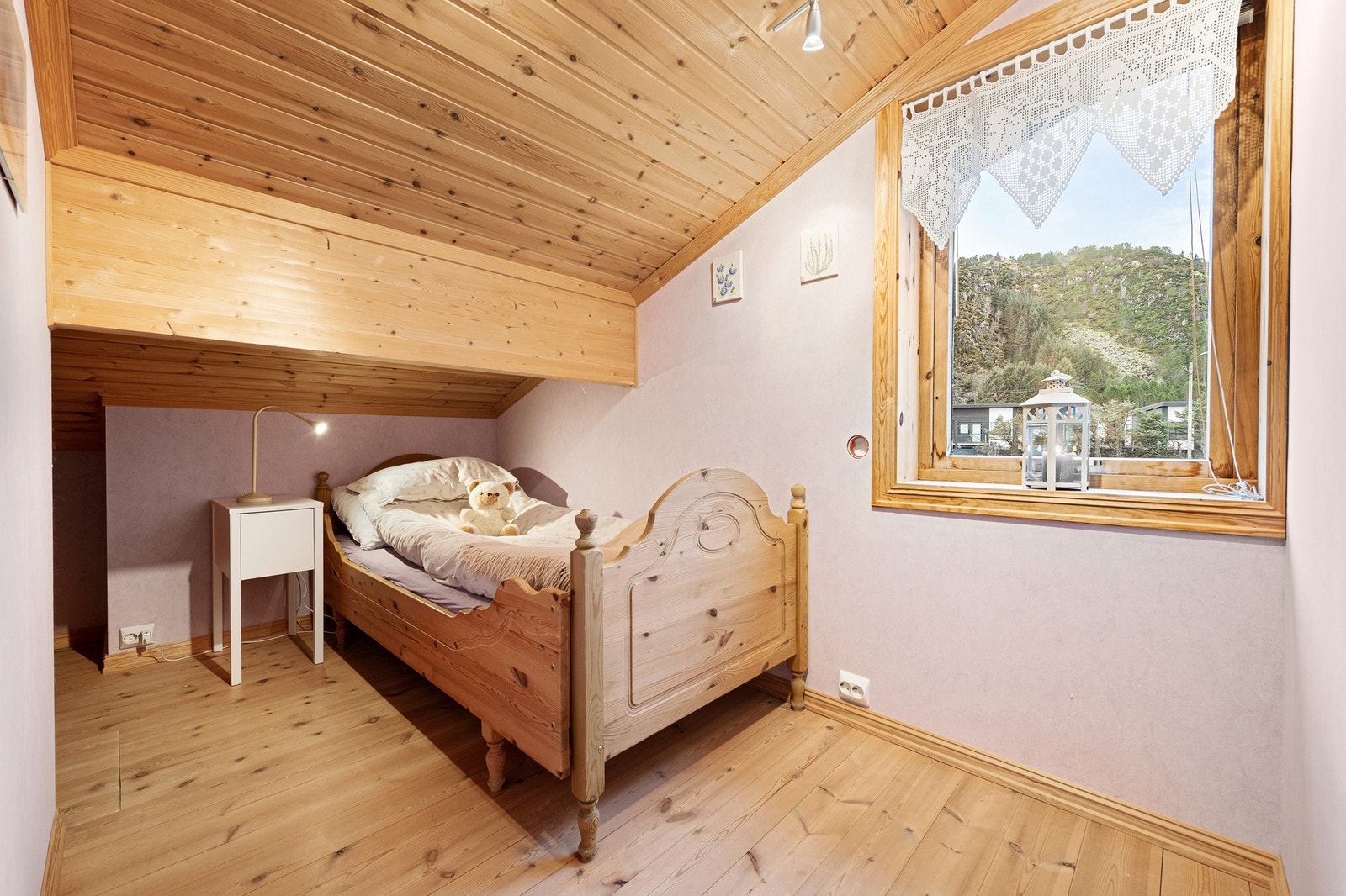 Loftsrom Galleribilde