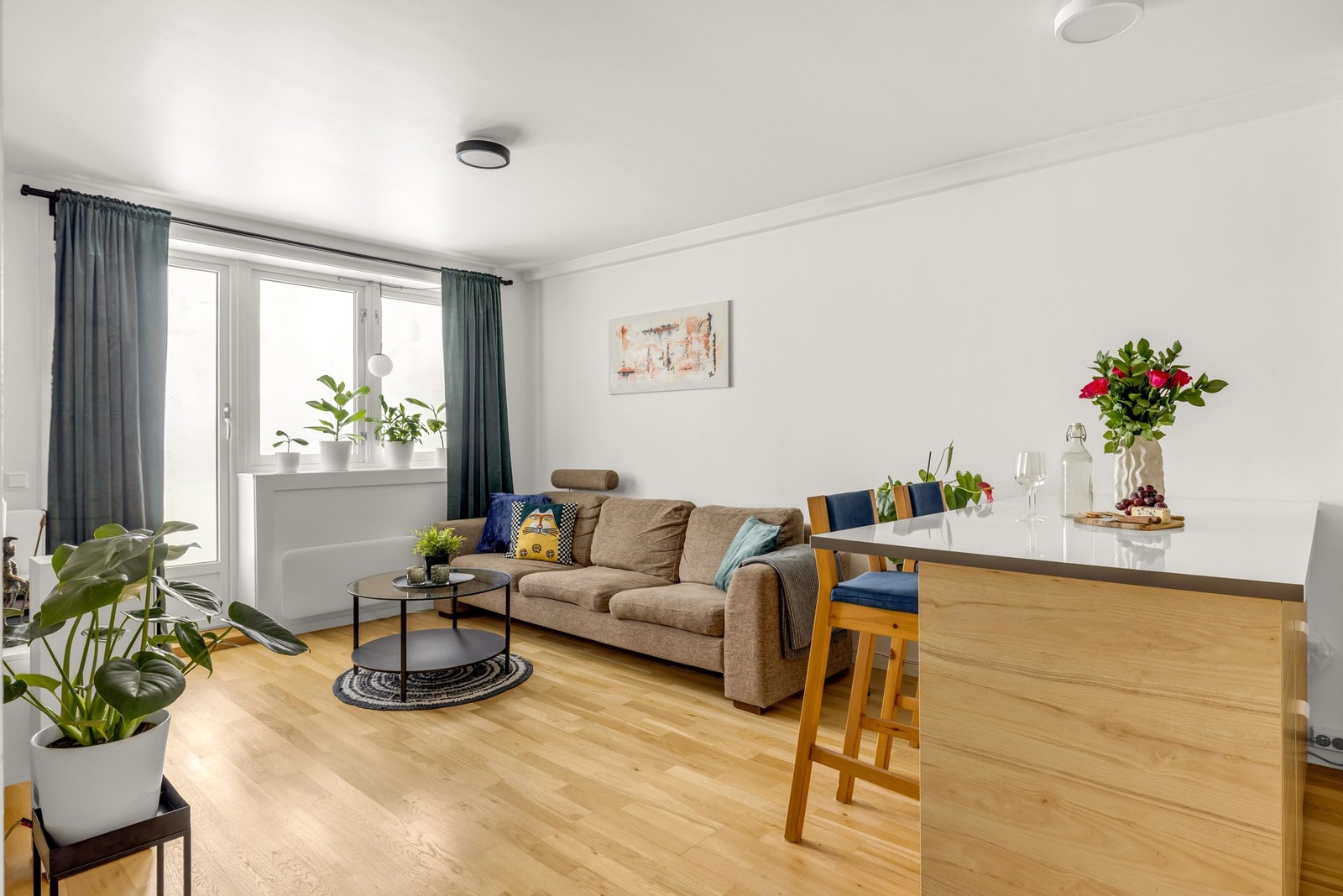 PrivatMegler Stefan Safri ønsker velkommen til Konows gate 8A Galleribilde