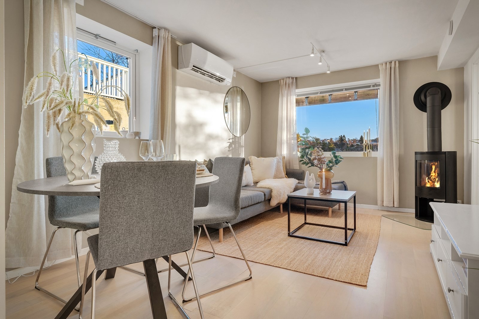 Romslig stue Galleribilde