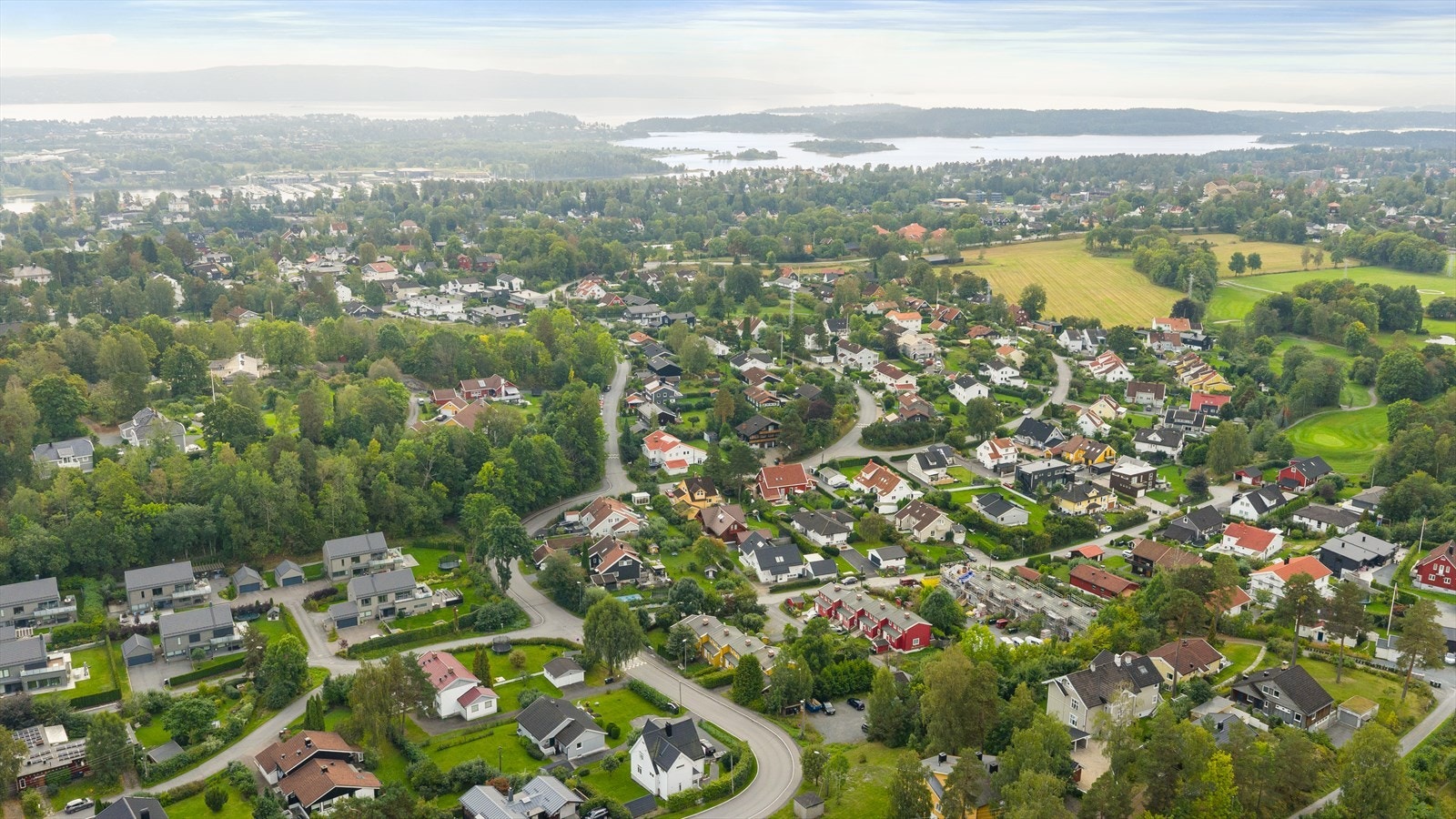 Området kombinerer det beste av to verdener - fredelig og stille, men likevel svært sentralt Galleribilde