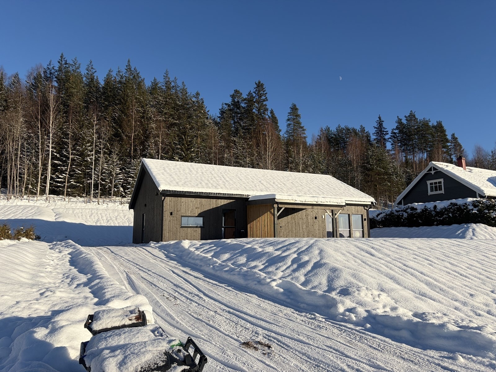 Meget gode solforhold på tomten. Galleribilde