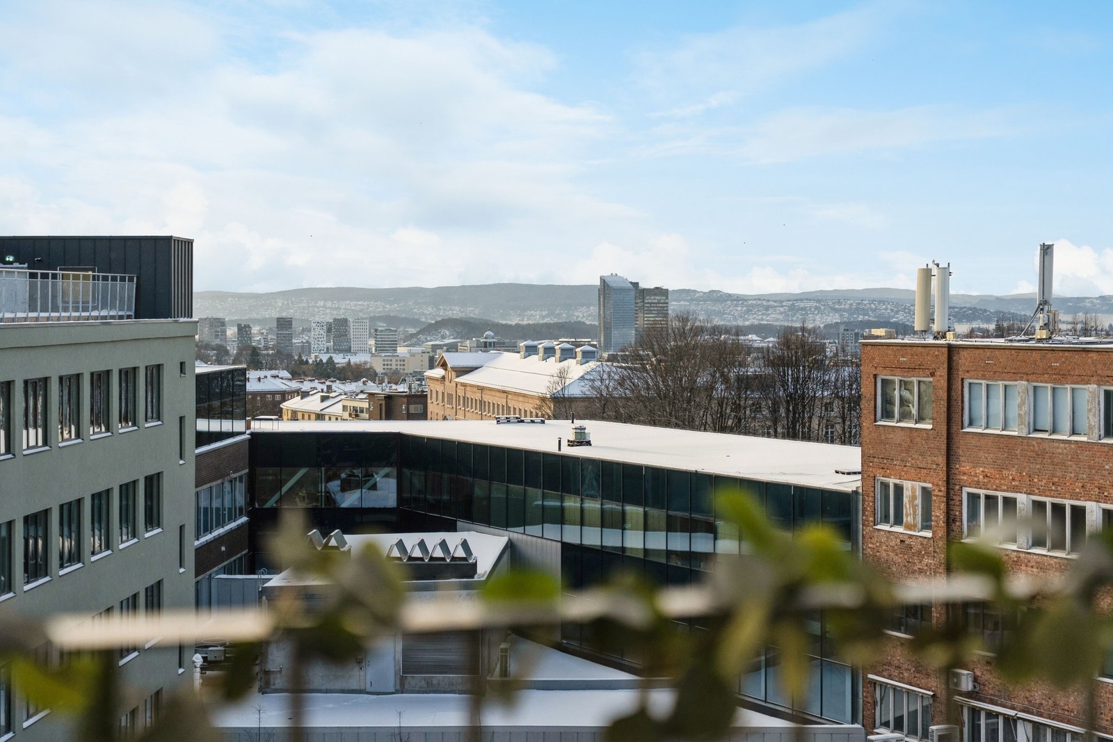 Utsikt fra balkong vinterstid Galleribilde