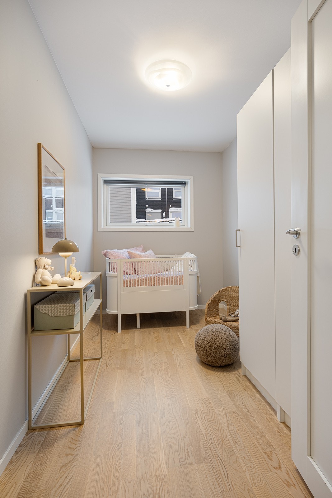 Soverom III har plass til seng, garderobe og nattbord. Galleribilde