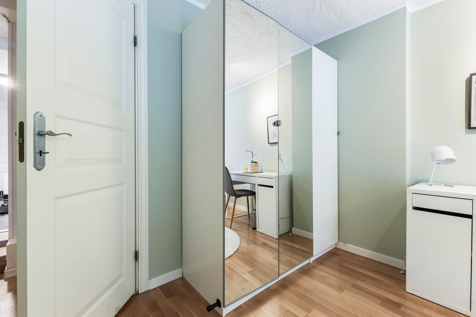 Rommet egner seg godt som barnerom, gjesterom eller hjemmekontor. Galleribilde