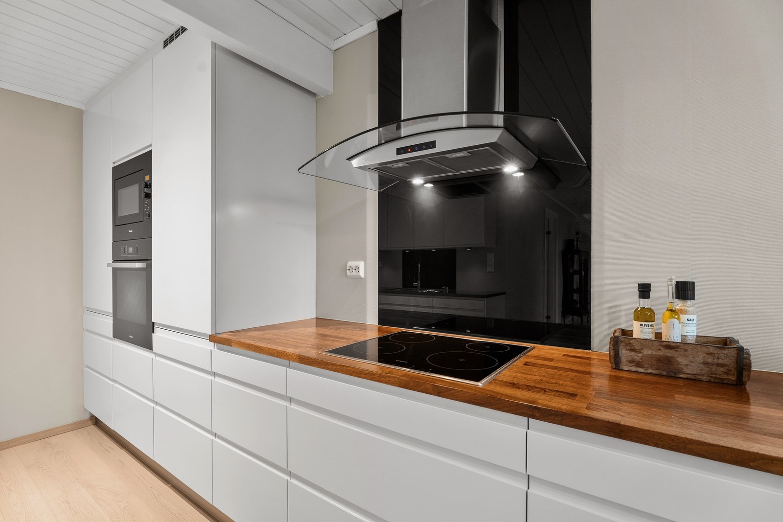 Dette er et kjøkken som holder sesong etter sesong og som kan brukes i mange år fremover. Galleribilde