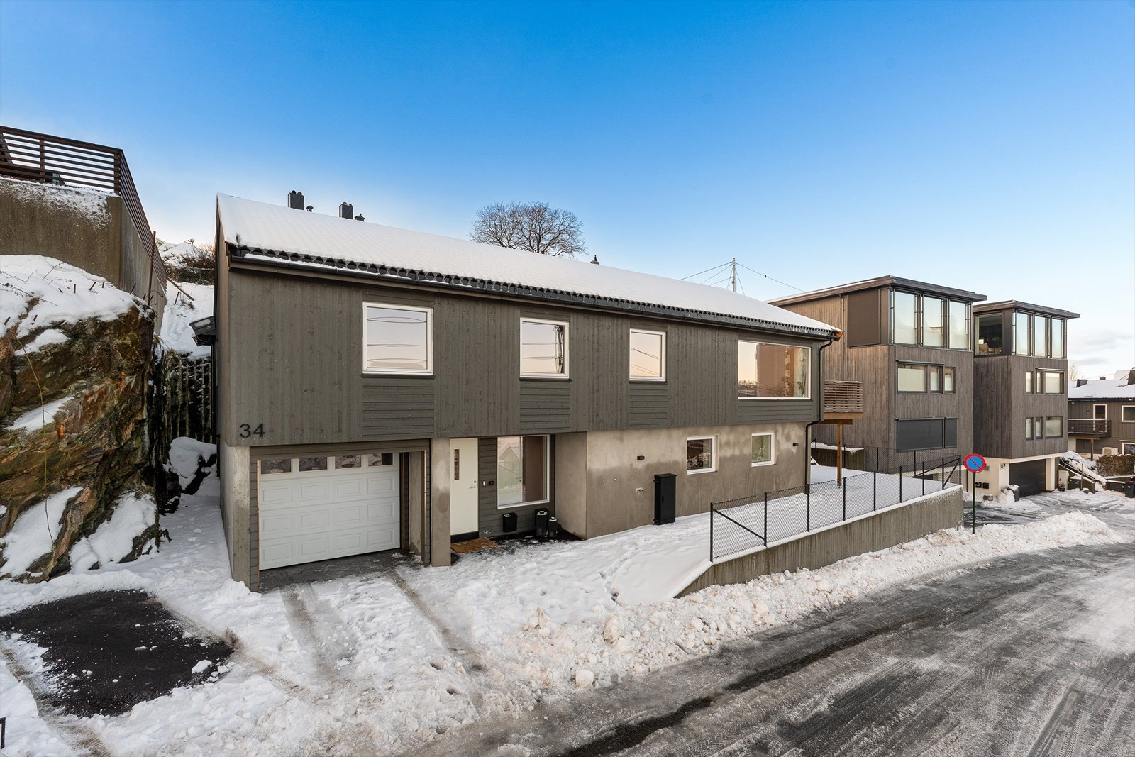 Flott enebolig på Hamreheia som er betydelig oppgradert i 2022/2023. Galleribilde