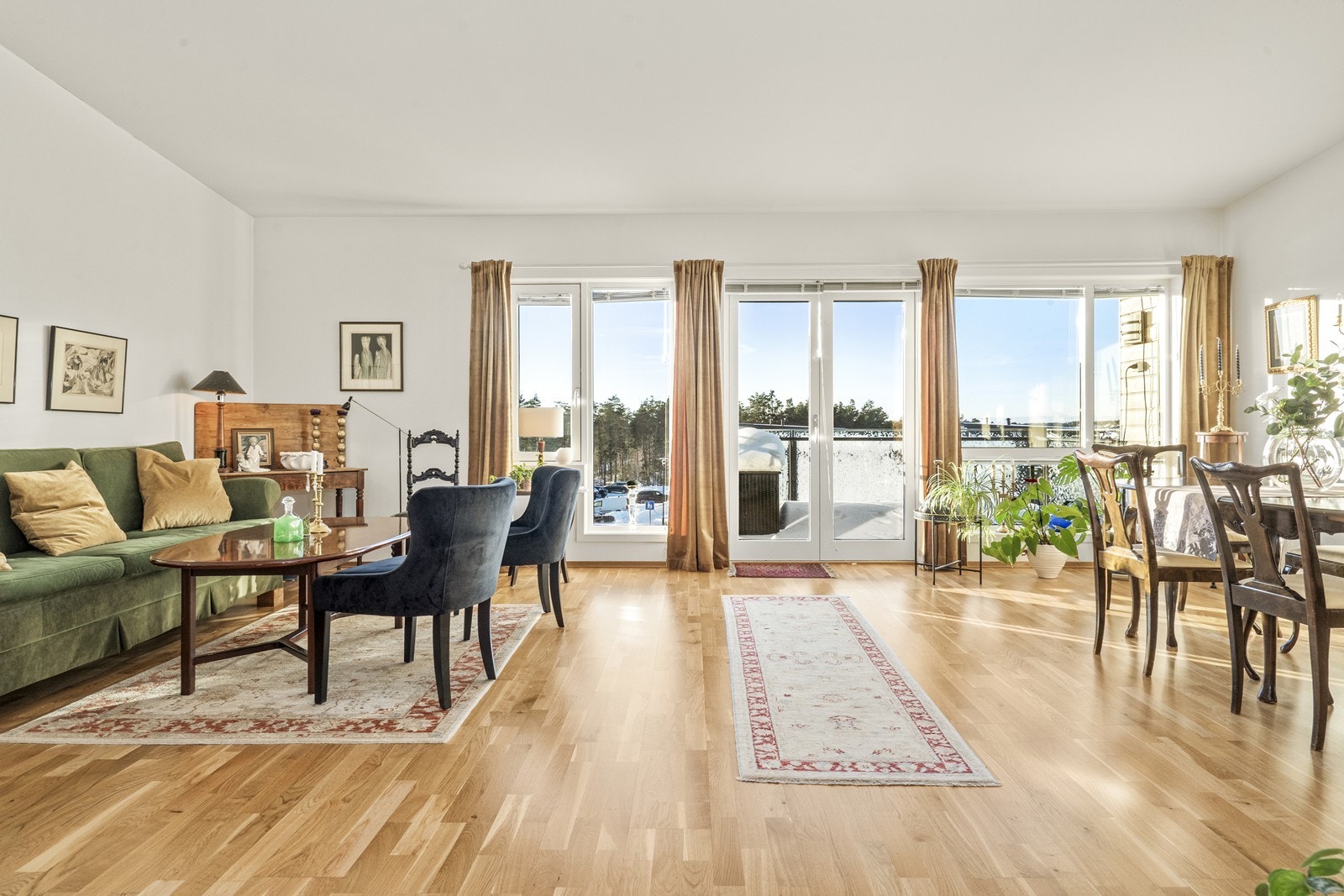 Stor, luftig stue Galleribilde