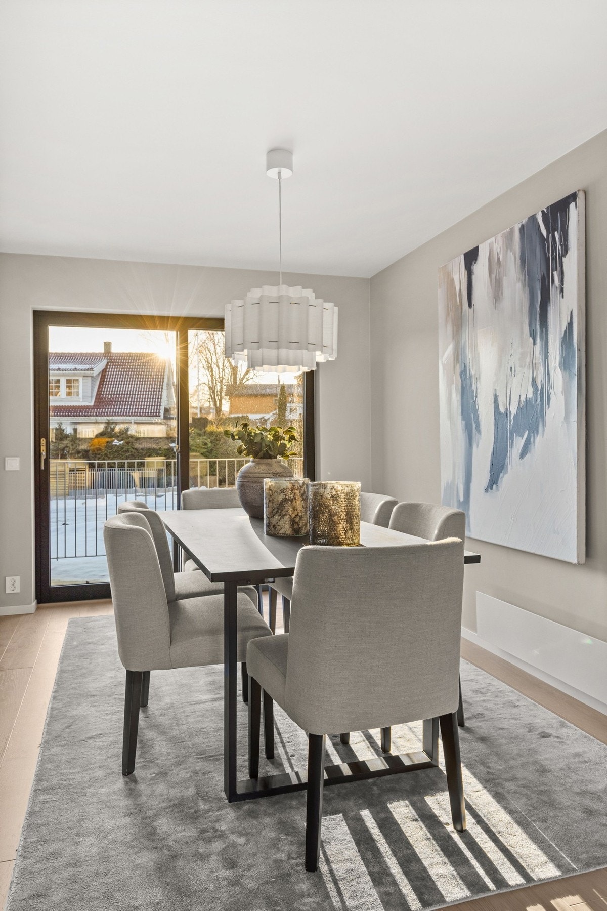 Spisestue med mulighet for langbord til festlige anledninger Galleribilde