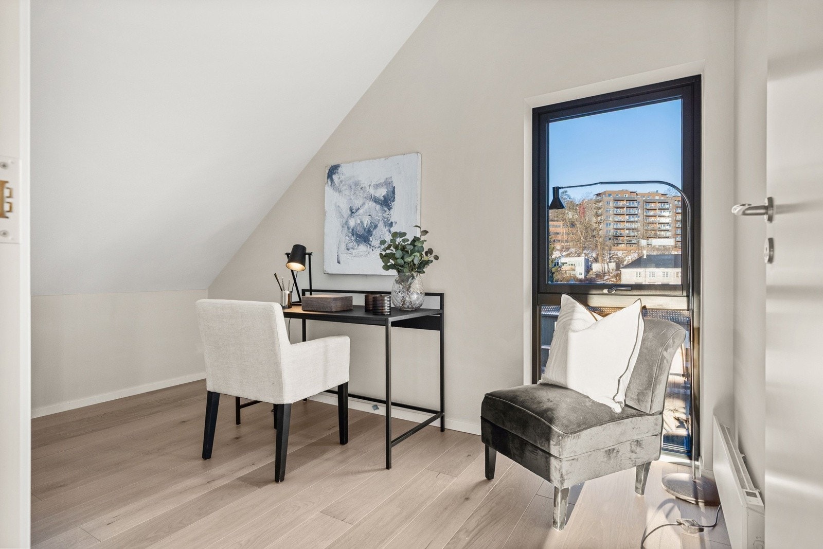 Kontor i 2. etasje Galleribilde