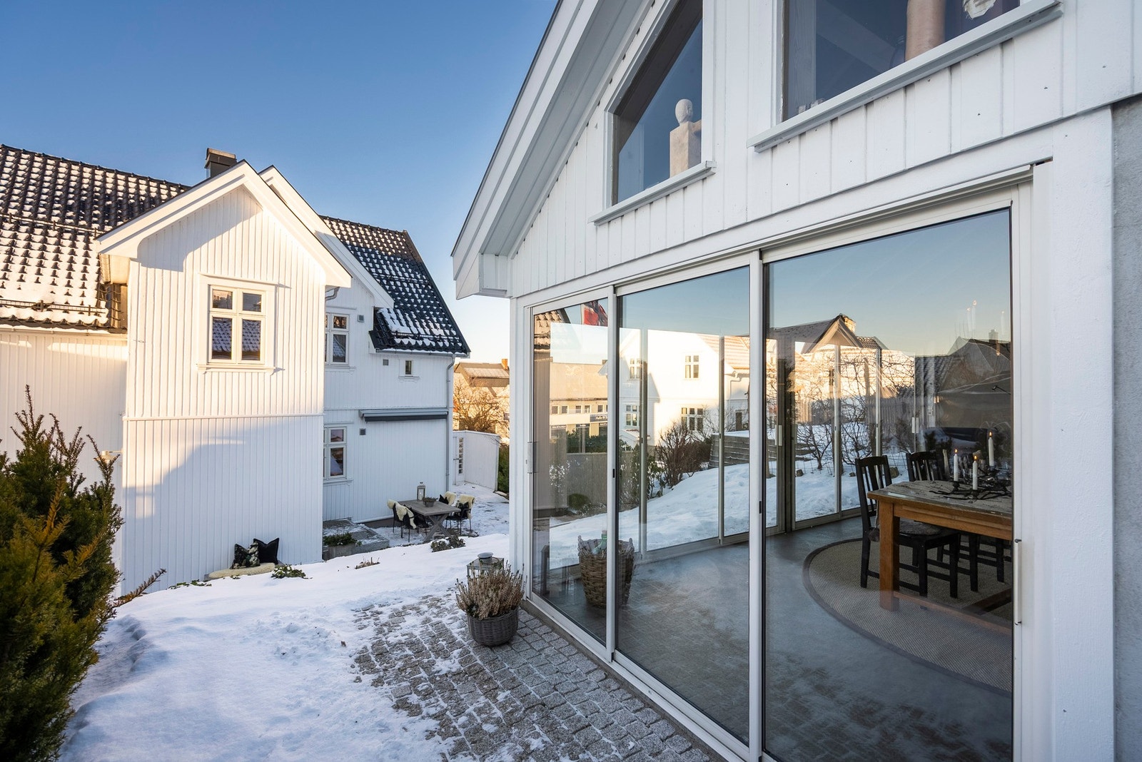 Usjenert og solrikt Galleribilde