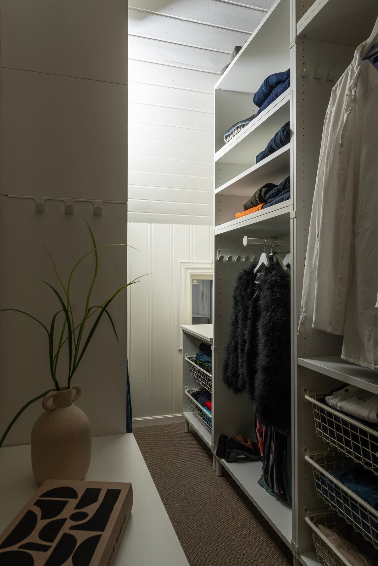 Det er også walk in i tilknytning til soverommet Galleribilde