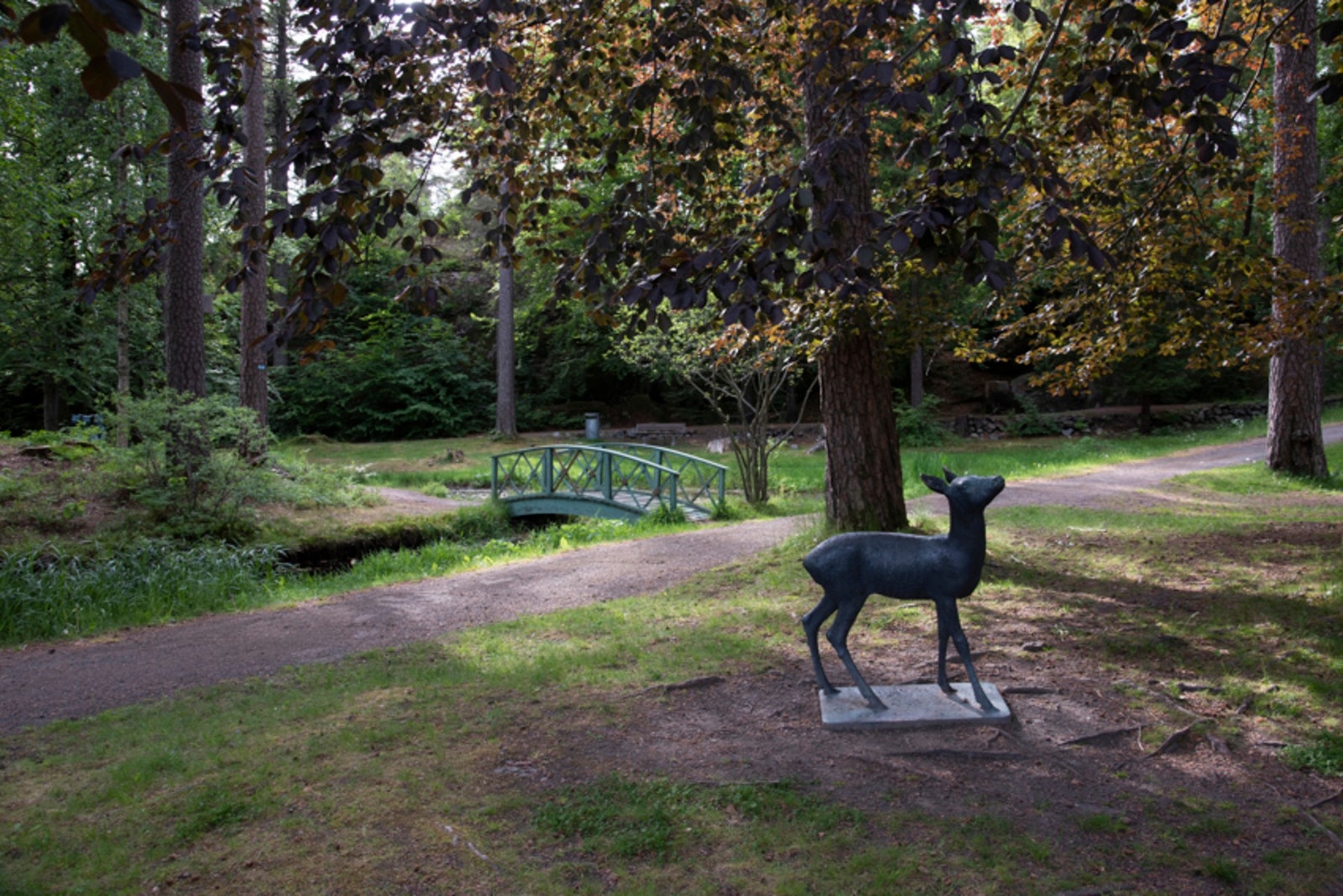 Nyt arkitektur, kunst og nydelig utsikt over byen Galleribilde