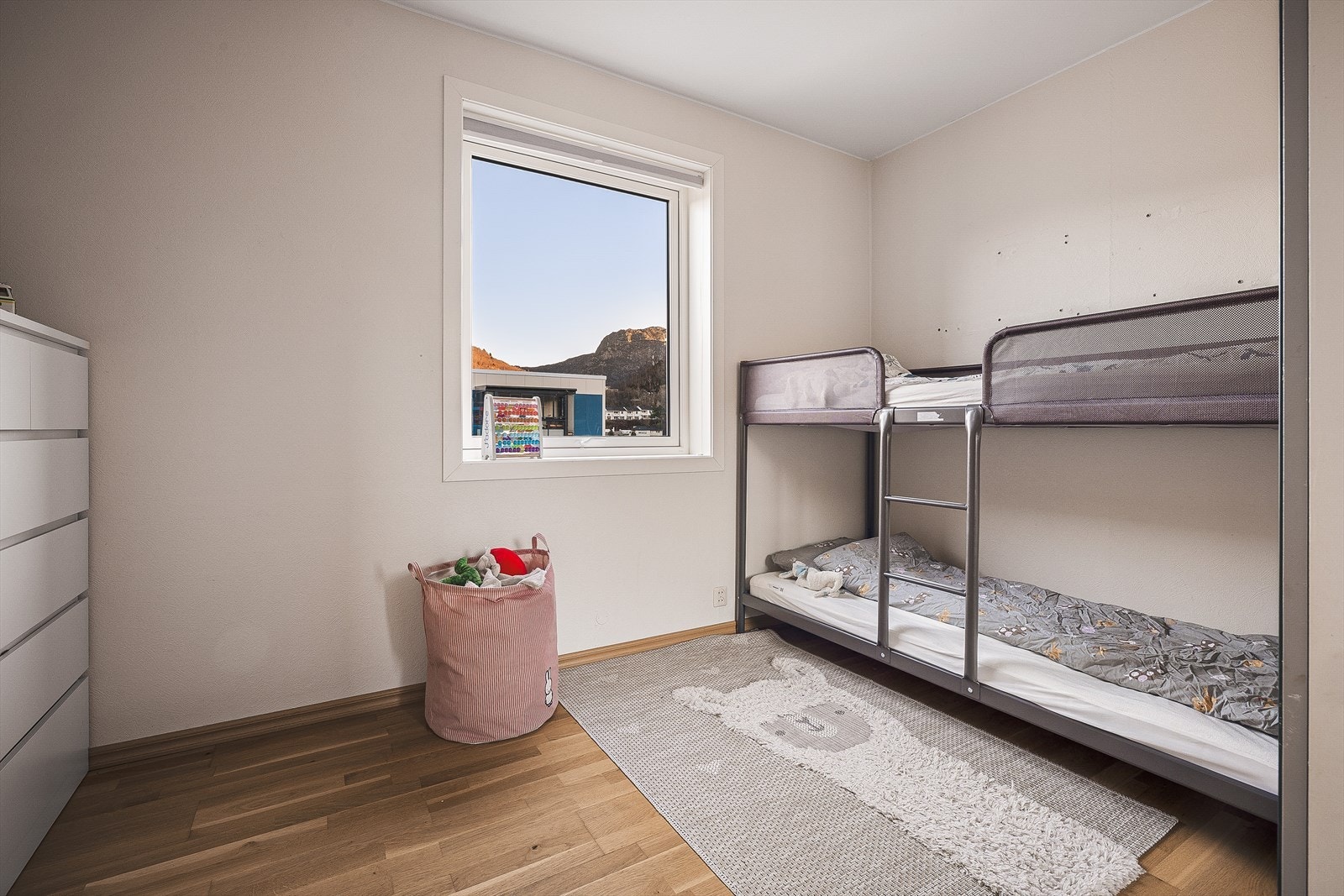 De andre to soverommene har inngang fra gangen Galleribilde