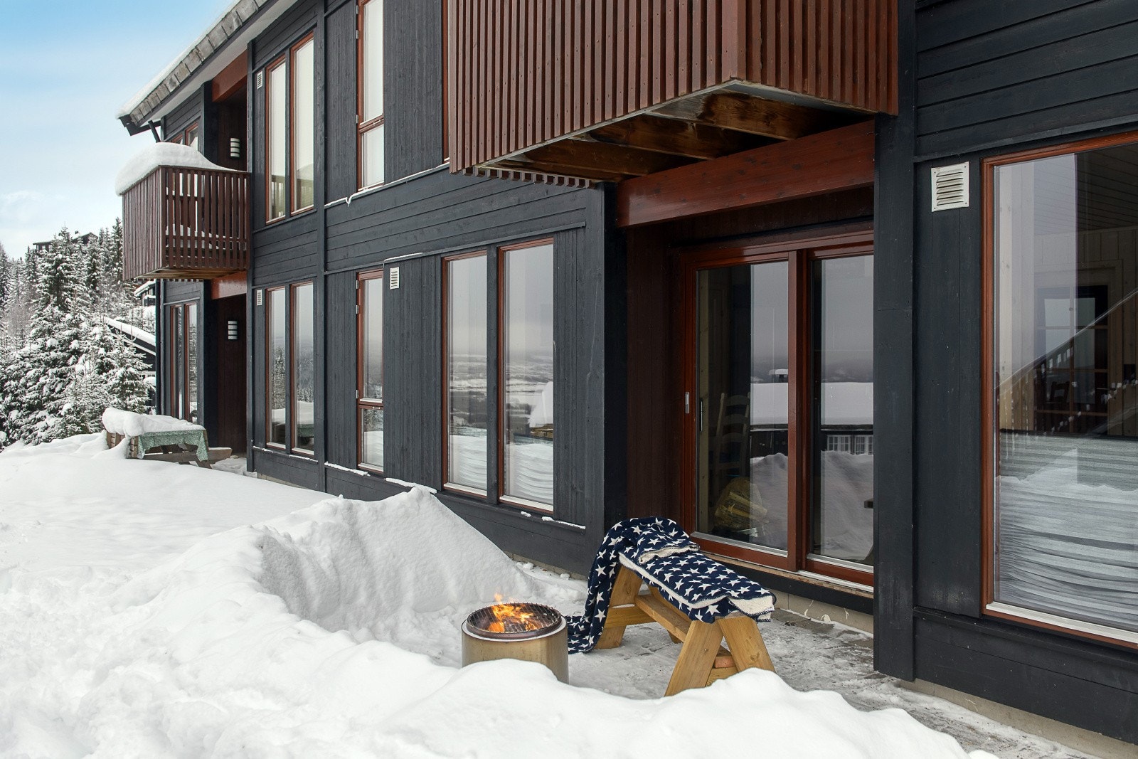 Her er det gode solforhold og flott solnedgang mot Øyer/Skeikampen. Galleribilde