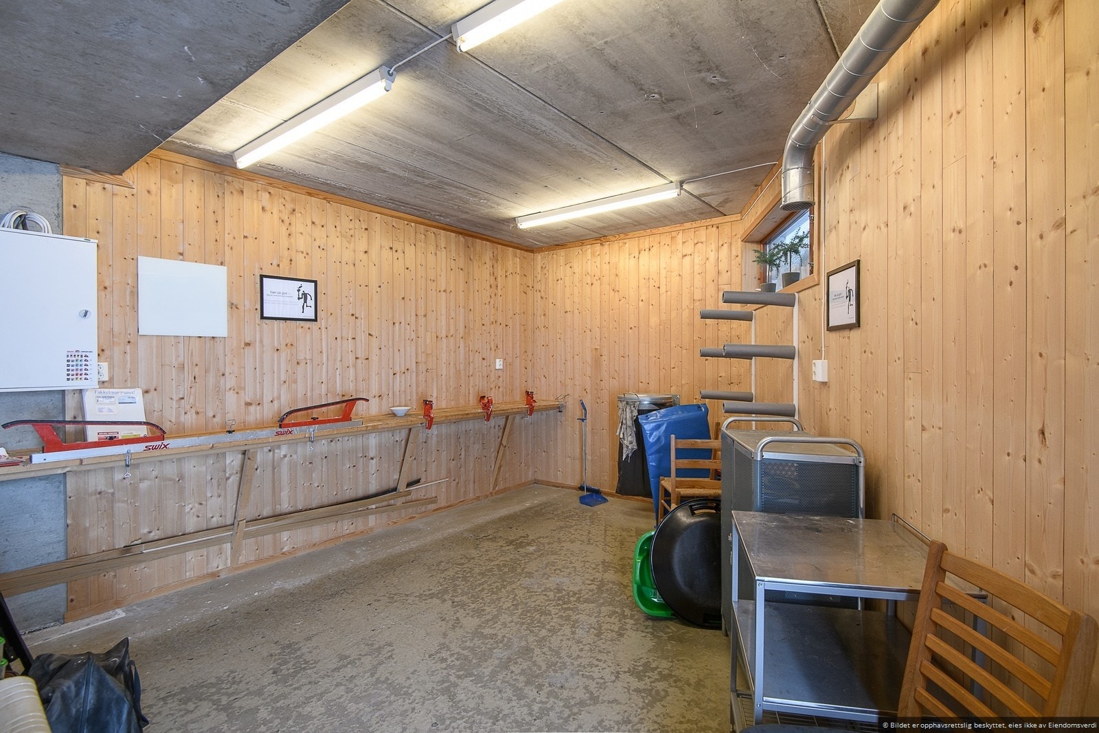 Felles smørebod i sameiet. Galleribilde