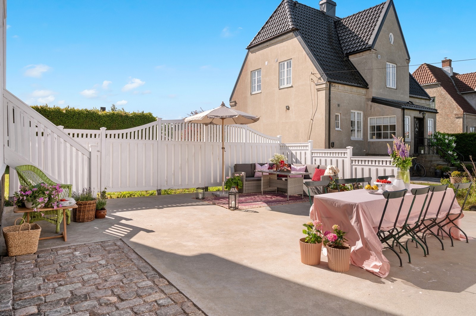 Flott sørvestvendt platting på hele 57 m² - perfekte solforhold! Galleribilde