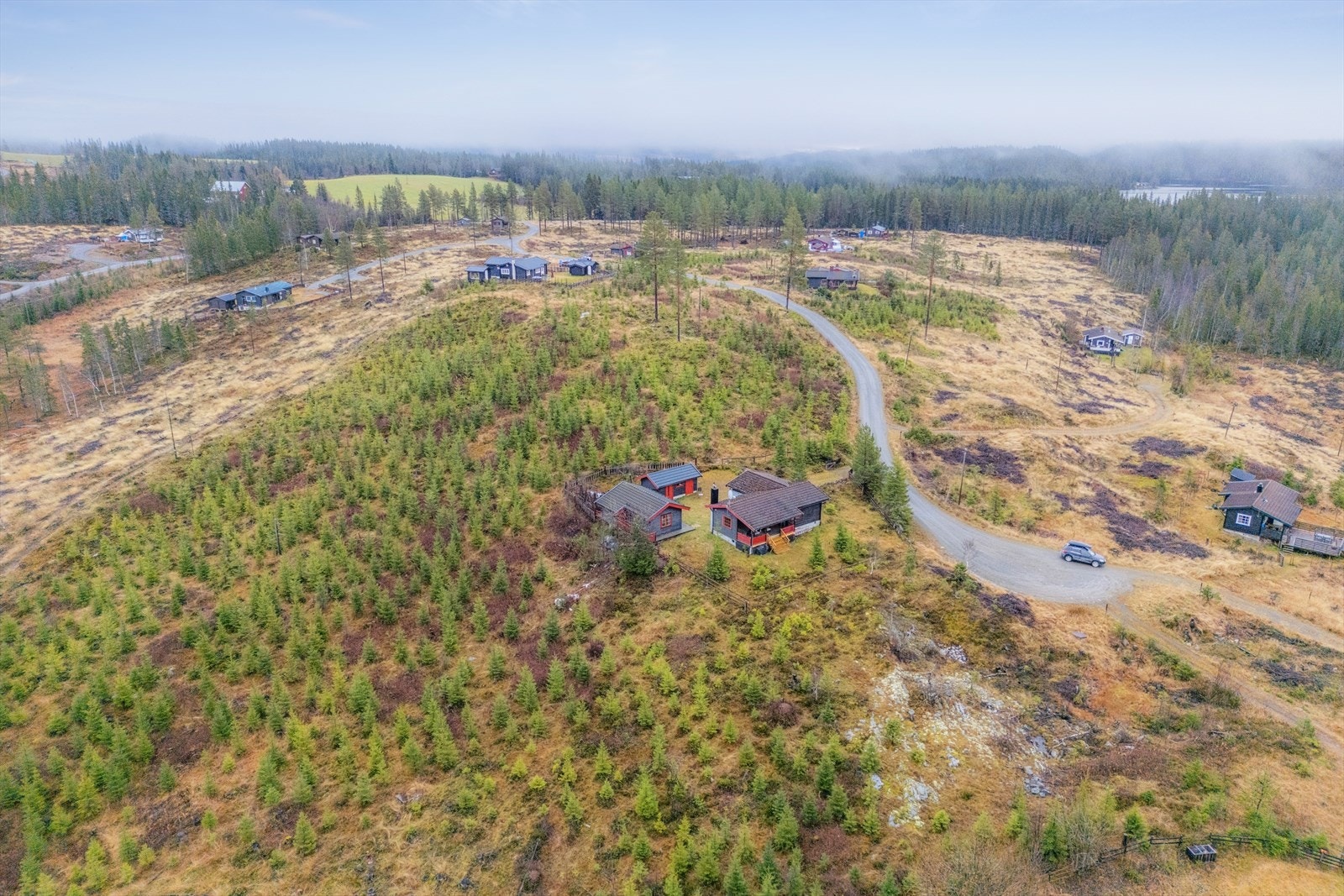 Området byr på gode turmuligheter i umiddelbar nærhet, både sommer og vinter. Galleribilde