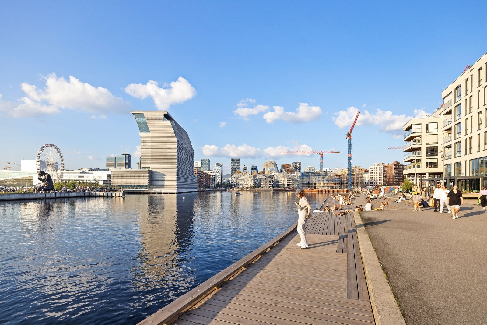 Fra rolige Kværnerbyen til pulserende Bjørvika på få minutter. Galleribilde