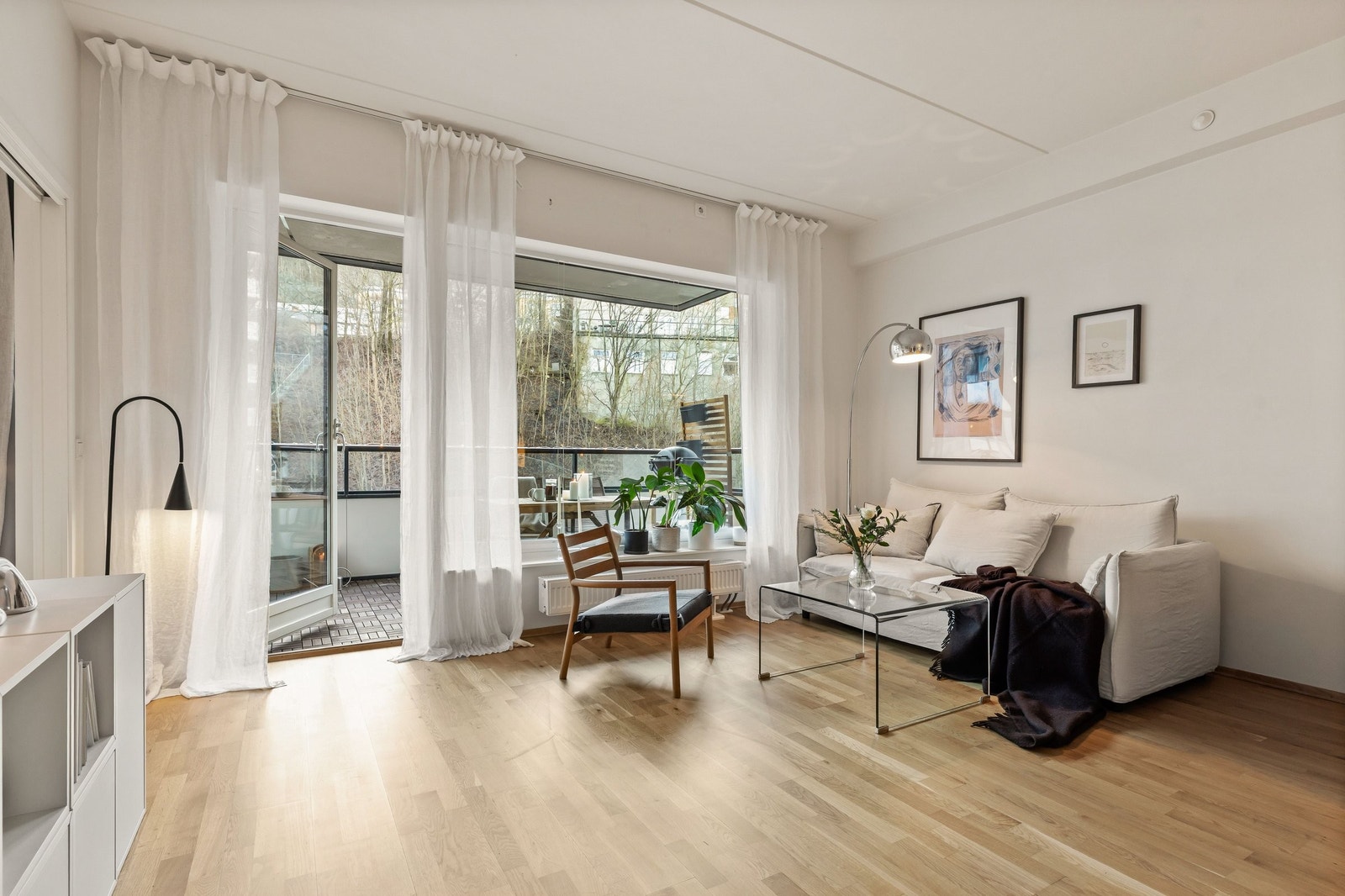 Leiligheten er en moderne og lekker 2-roms selveier med balkong og tilgang til felles takterrasse. Galleribilde