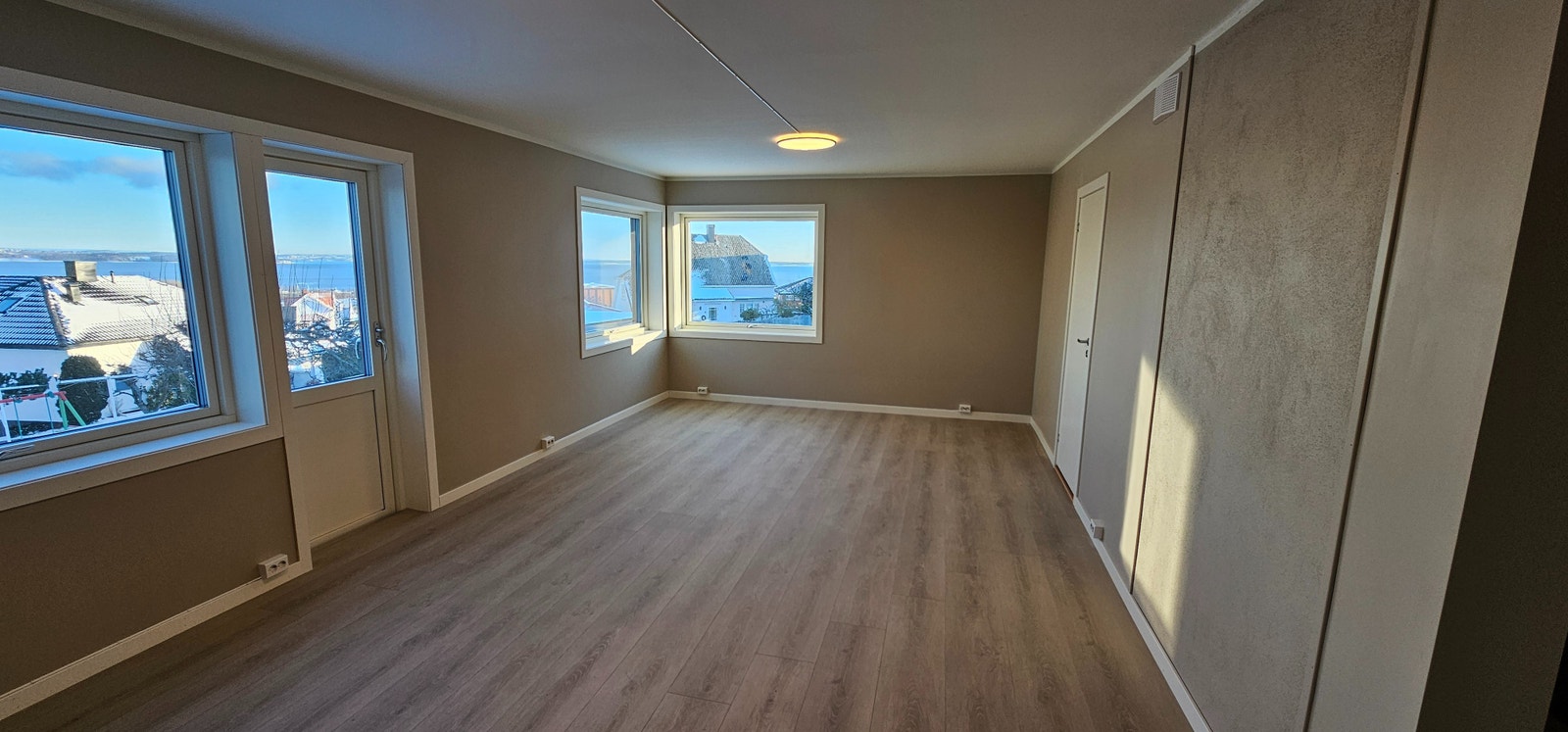 Stue uten innredning Galleribilde