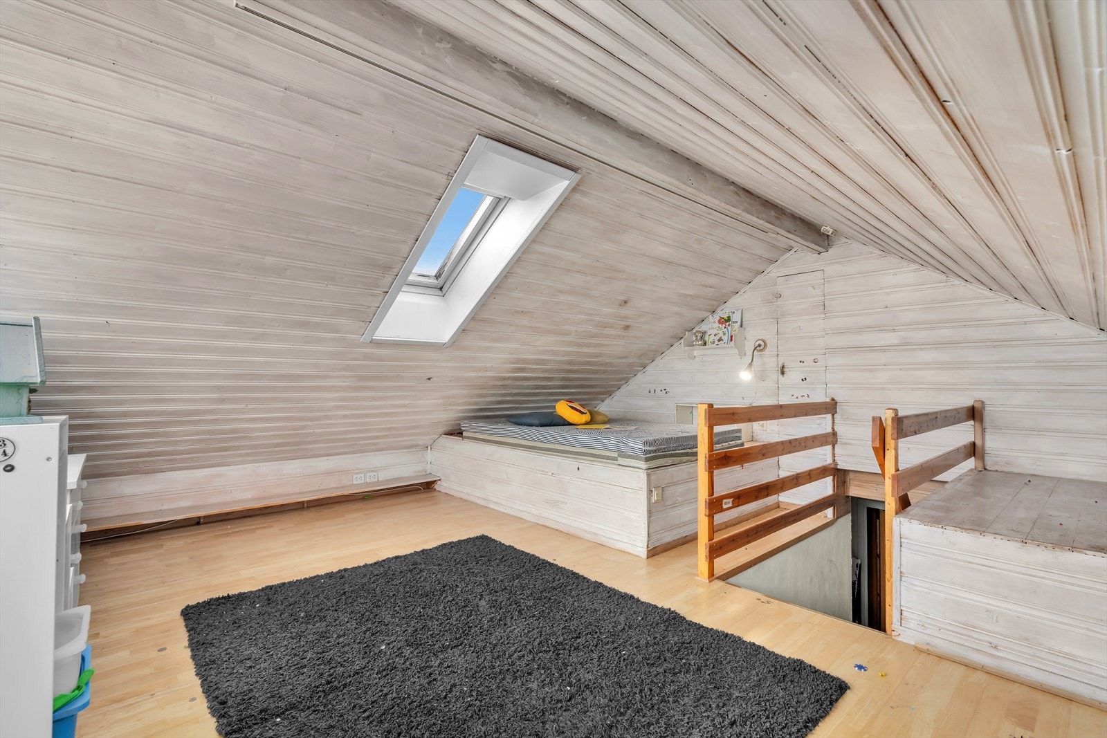 Innredet hems. Galleribilde