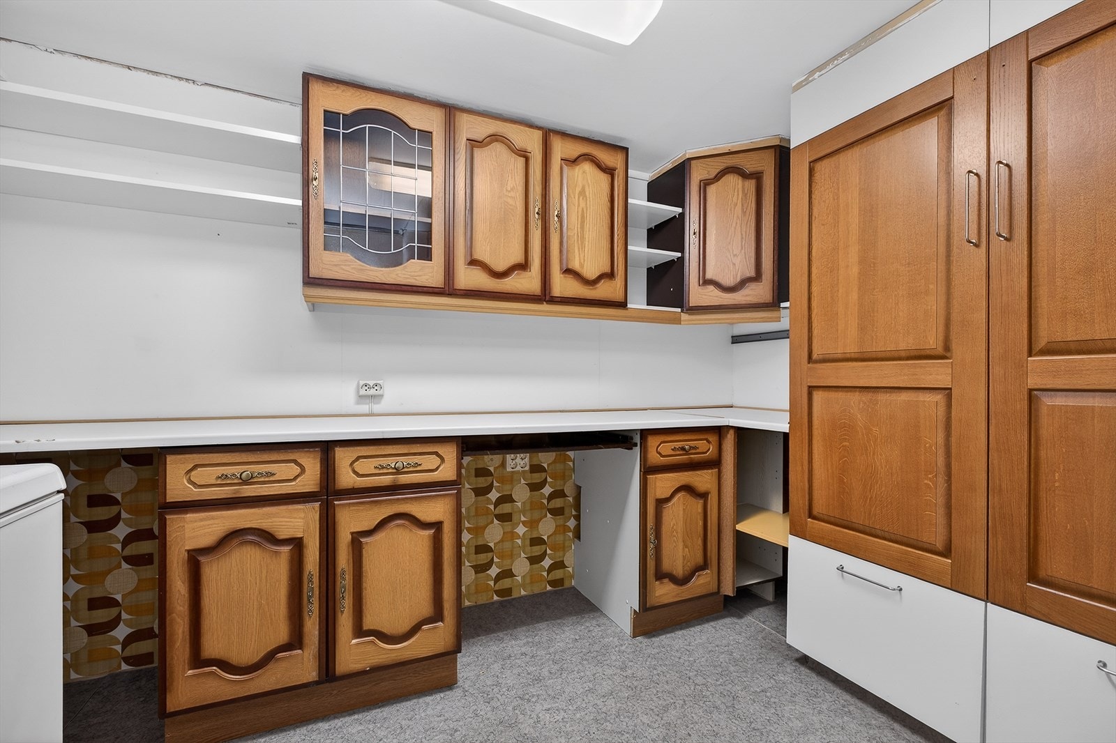 Praktisk bod også som kan fungere som supplement til hovedkjøkkenet. Rommet er oppmålt til 7 m². Galleribilde