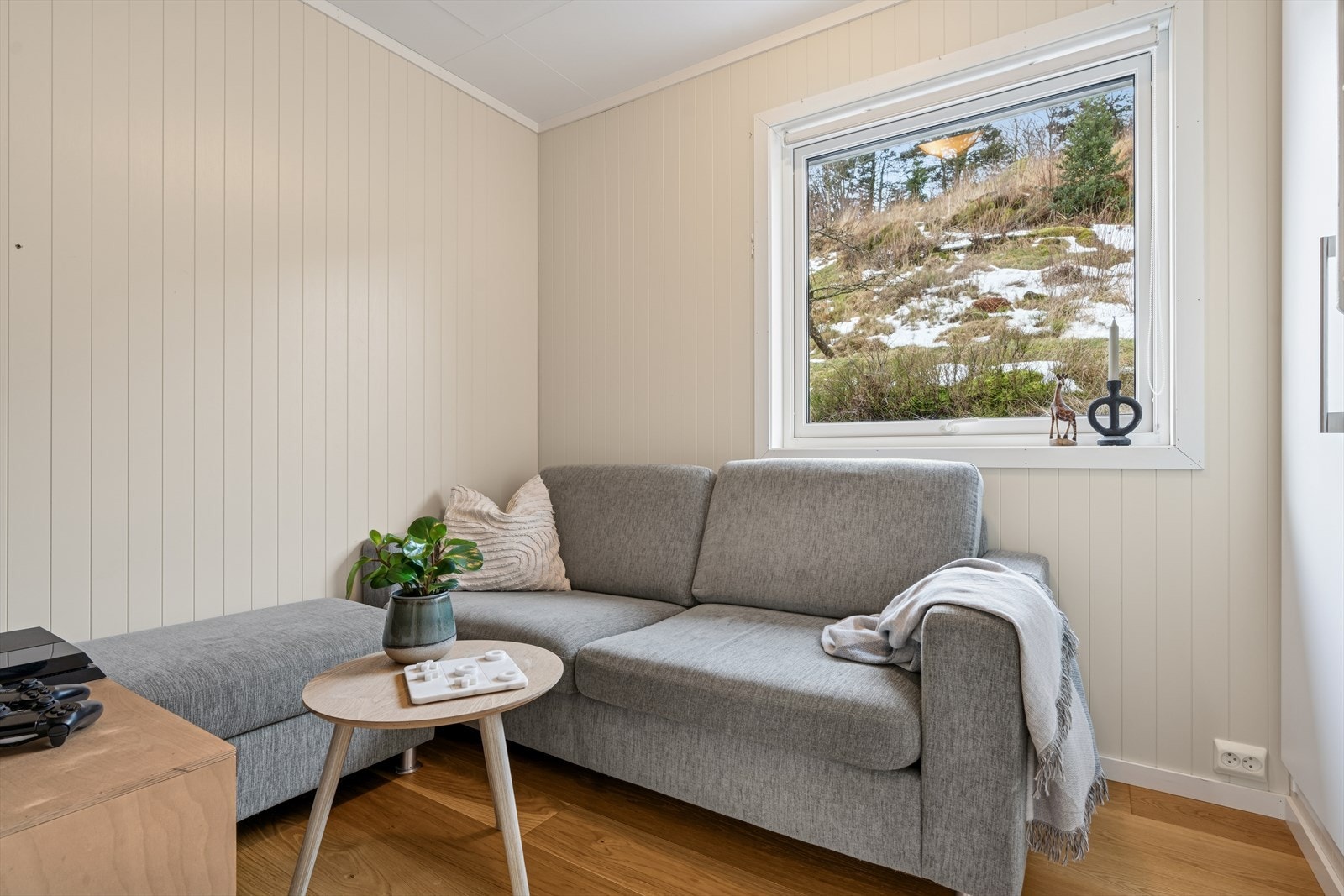 Soverom nr.2 i hovedetasjen brukes i dag som en liten stue Galleribilde