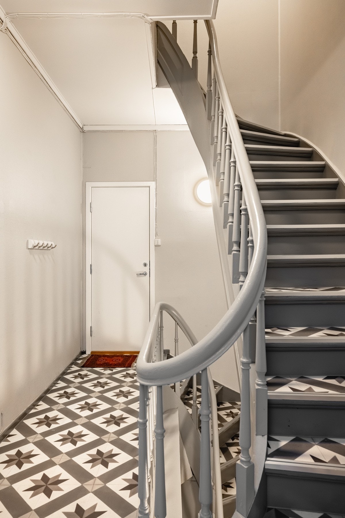 - Felles gang/trappehus ble renovert i 2022/2023, det var Bmp Drift AS som utførte arbeidet - Galleribilde