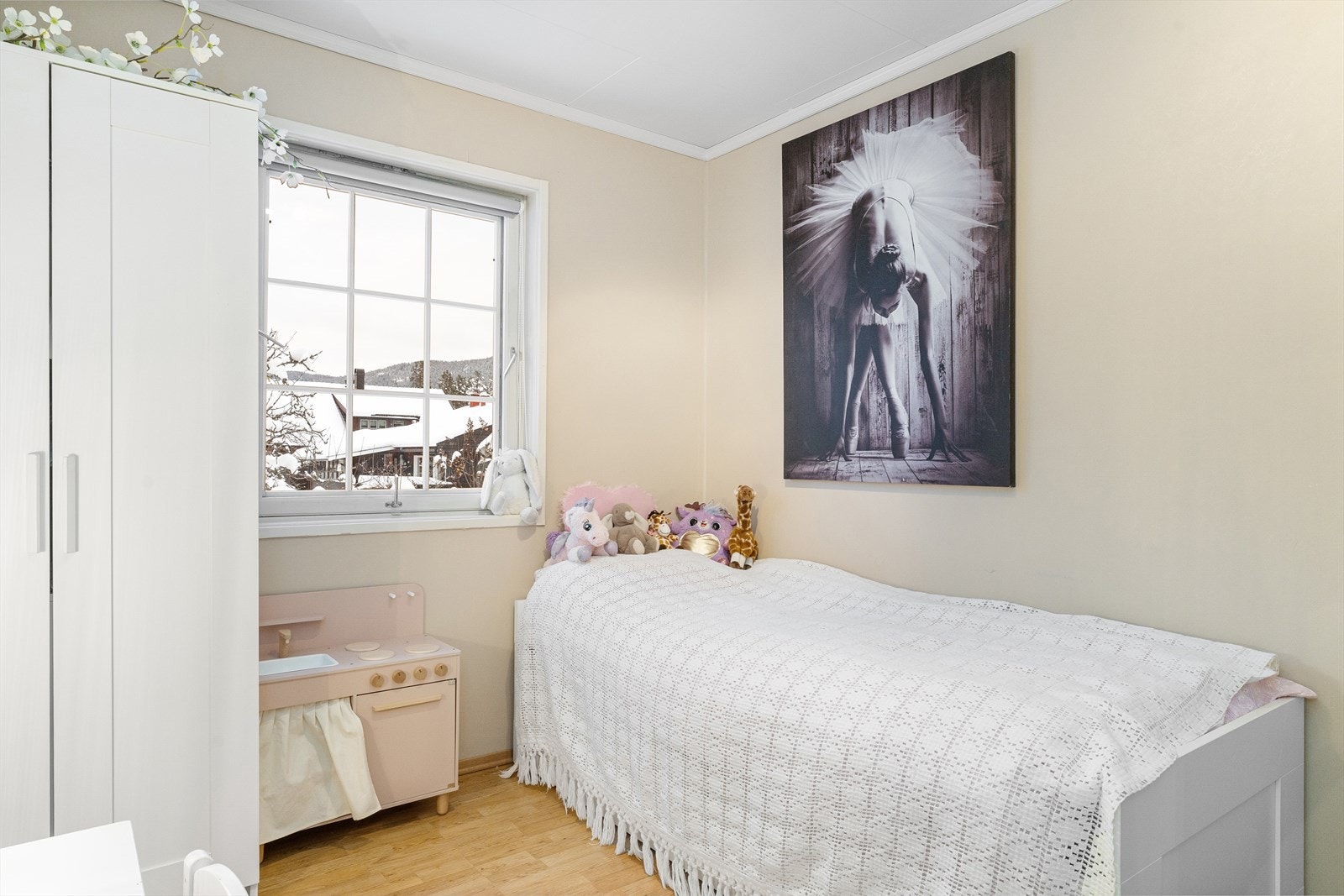 Soverom 1 av 5 (nede). Galleribilde