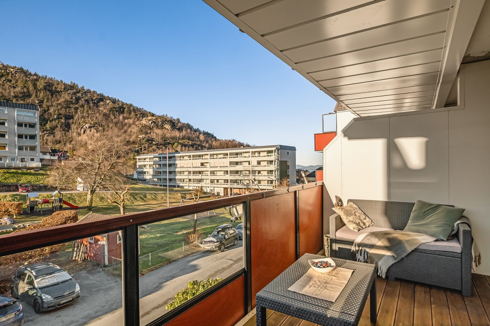 Balkongen måler 8 kvadratmeter Galleribilde