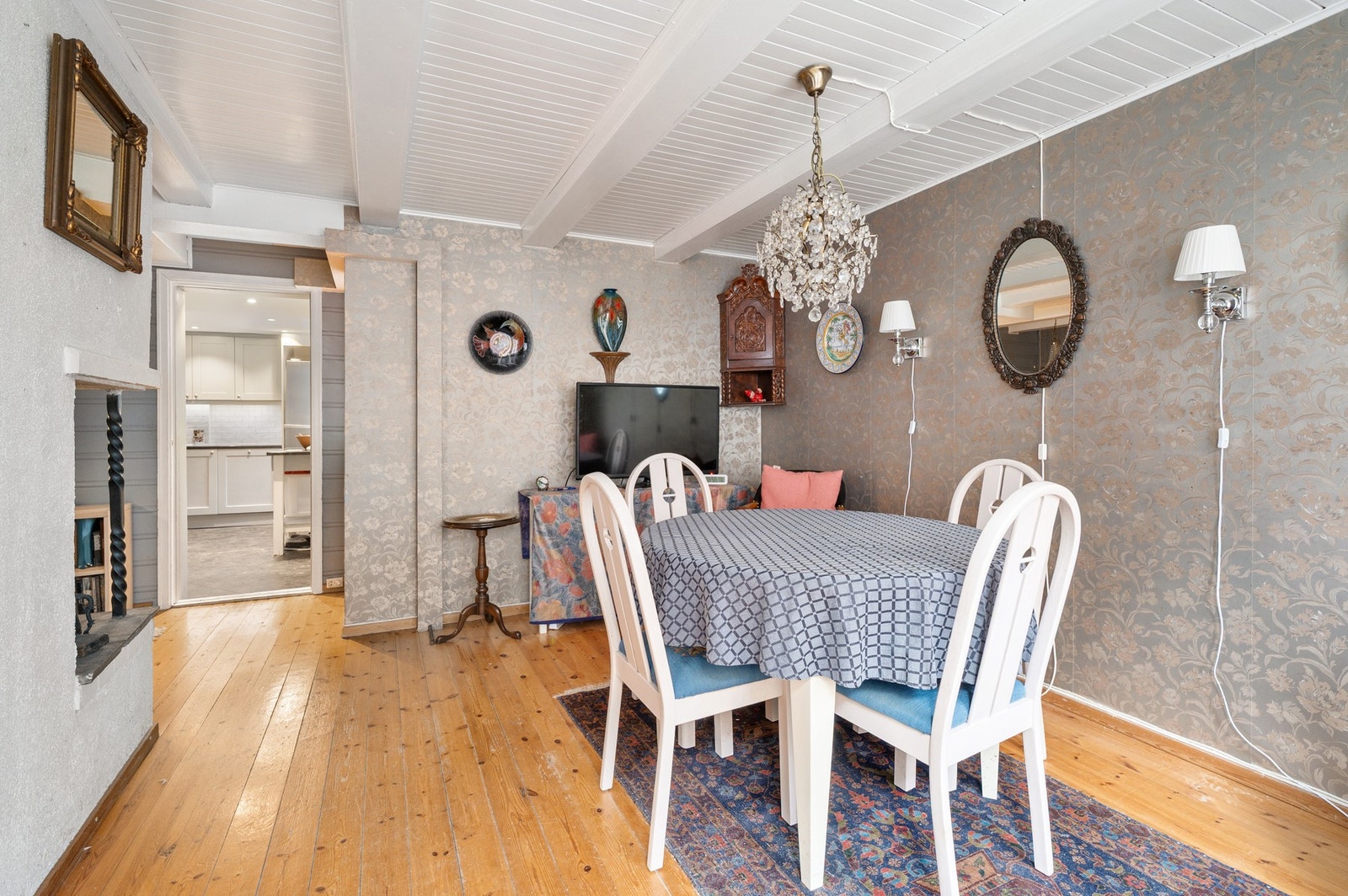 Stuen er oppmålt til 23,5 m². Galleribilde