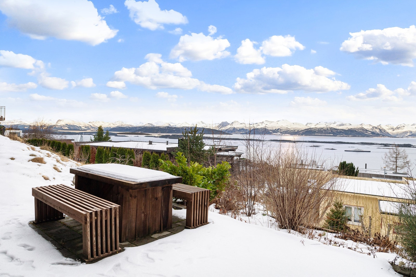 Fantastisk utsikt mot Moldepanoramaet Galleribilde