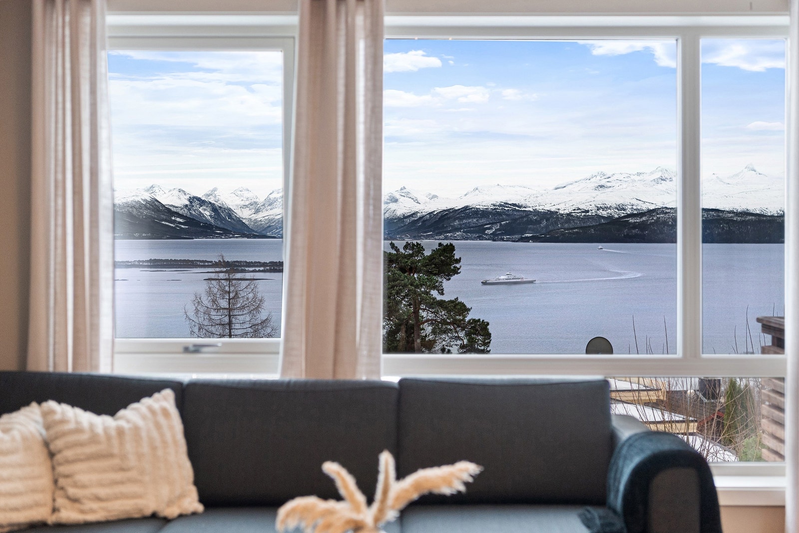 Velkommen til Kristianplassen 21! Presentert av Jorill Benjaminsen i Møremegling Galleribilde