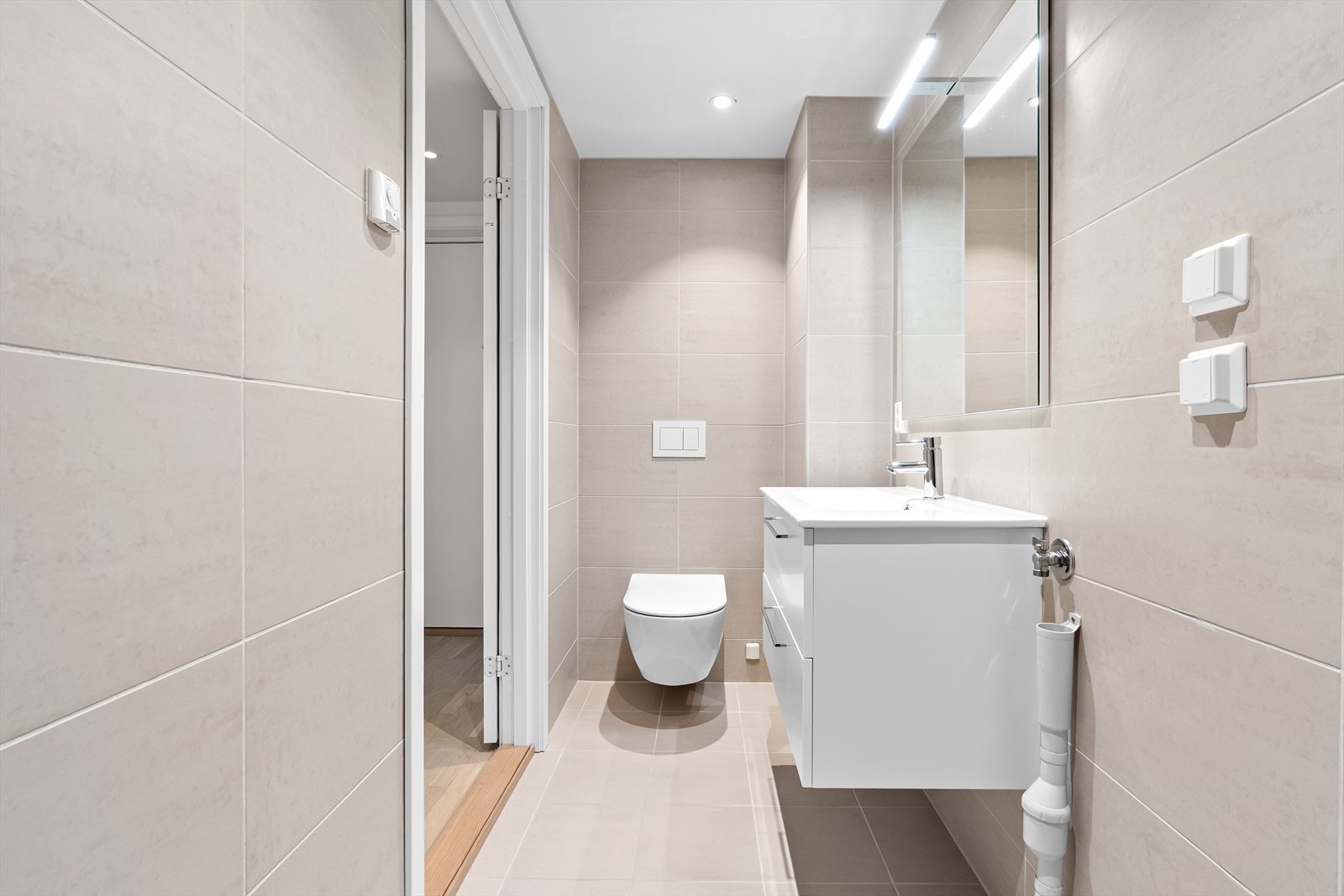 Opplegg for vaskemaskin. Galleribilde