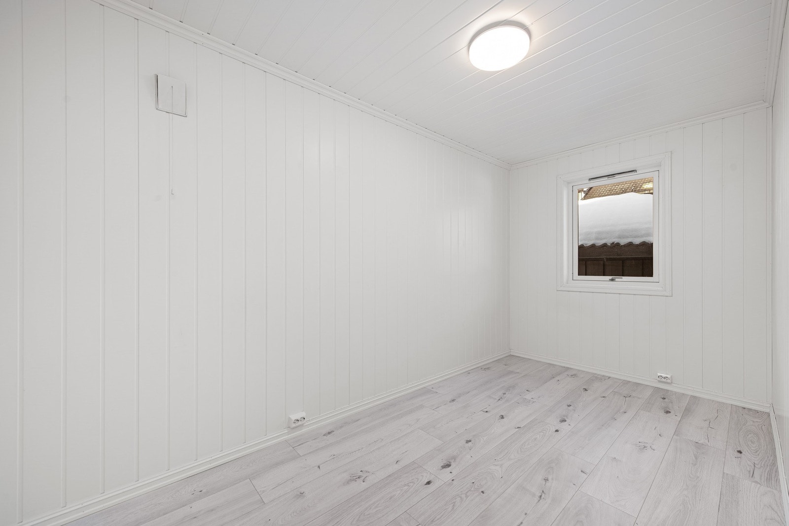 Tidligere bod er innredet og gjort om til soverom (ikke byggemeldt kommunen) Galleribilde