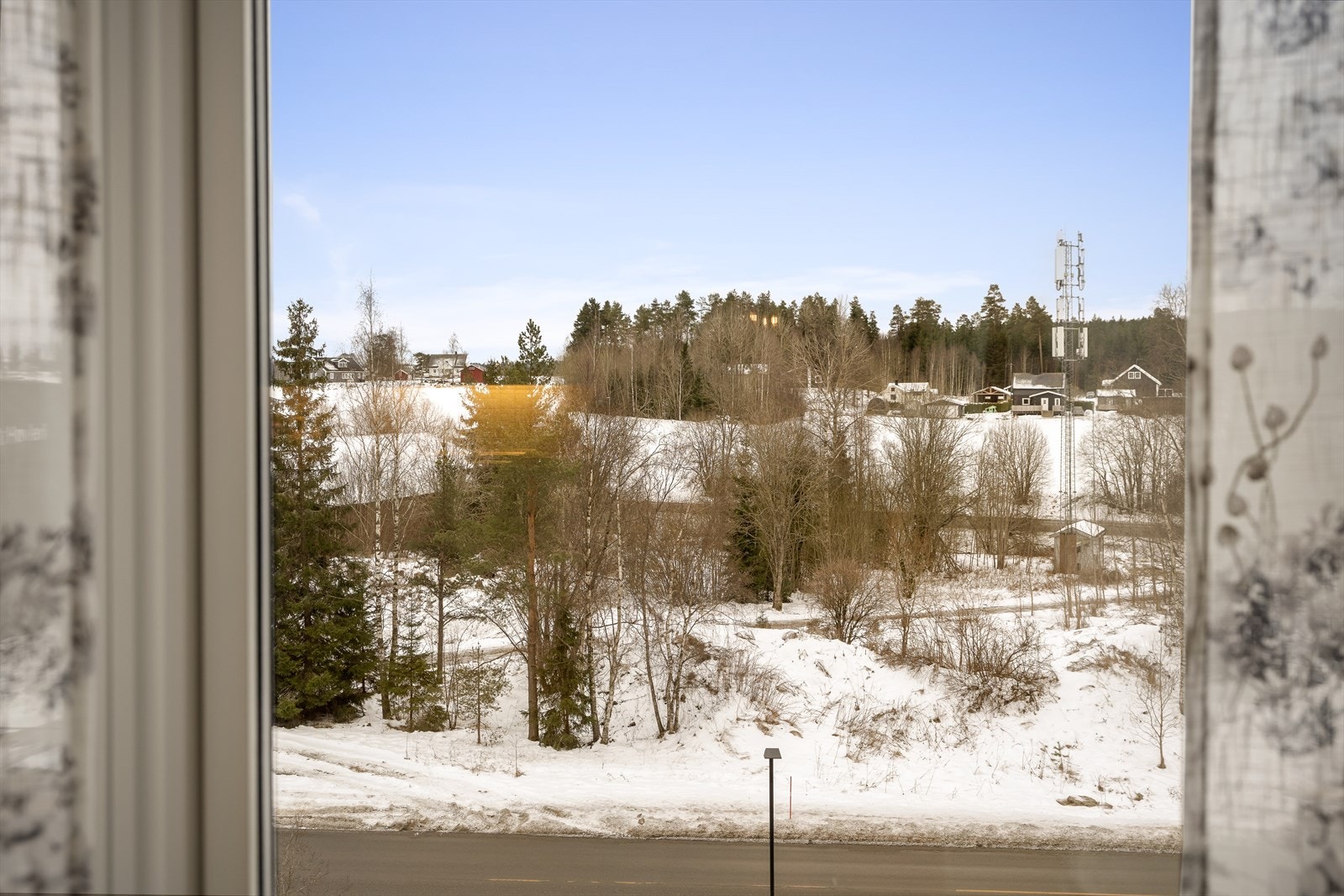 Utsikt fra stuevindu Galleribilde