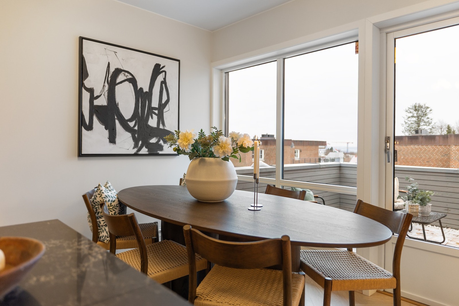 Plass til stor spisestue. Galleribilde